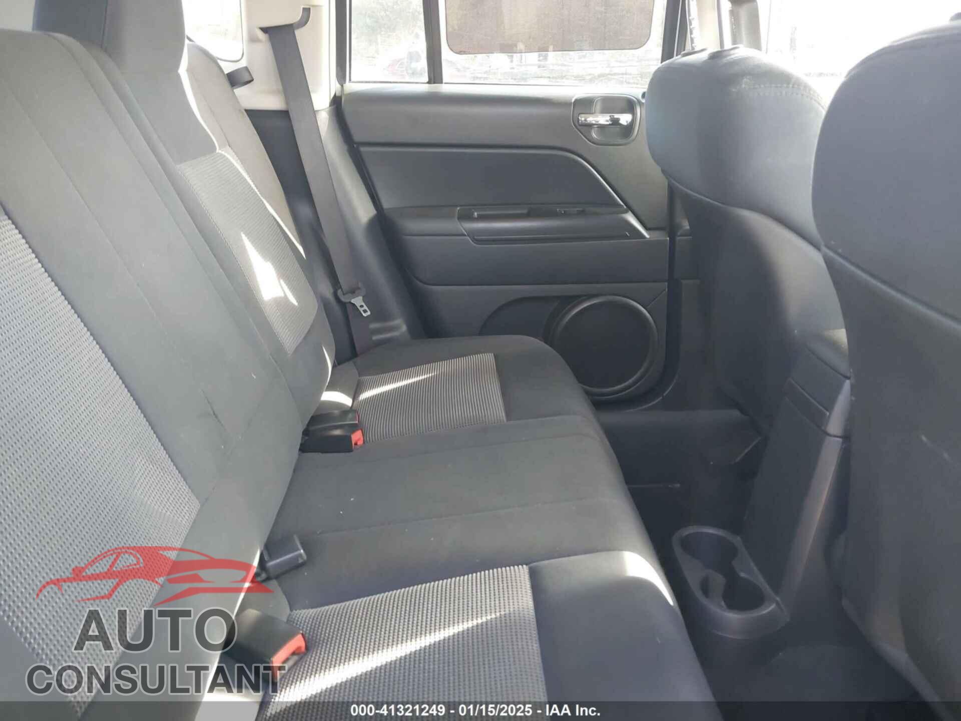 JEEP COMPASS 2011 - 1J4NT1FB7BD172639