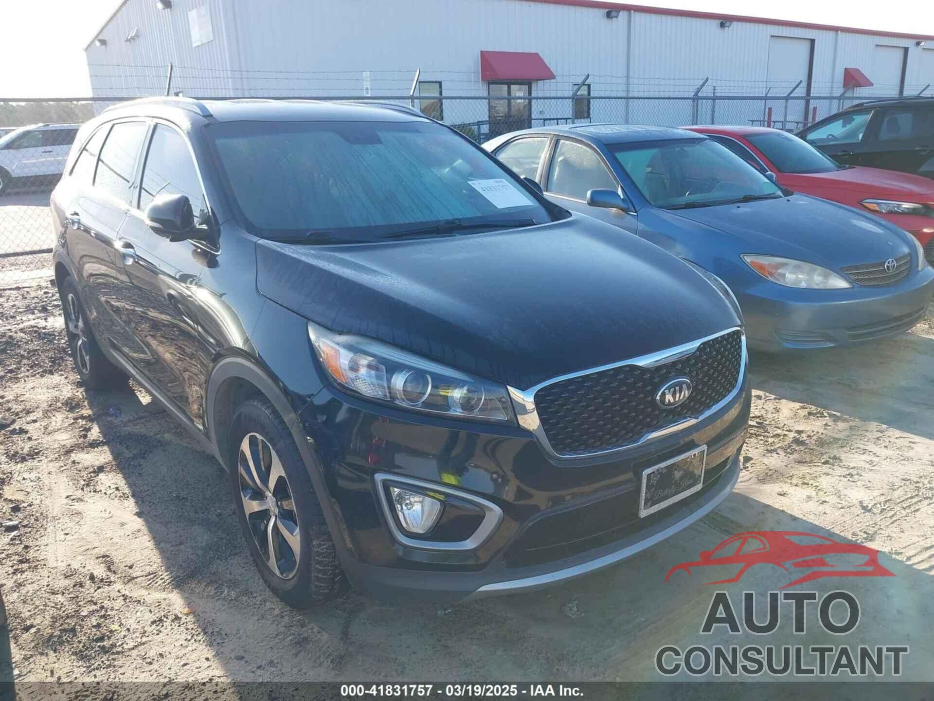 KIA SORENTO 2016 - 5XYPHDA16GG028881