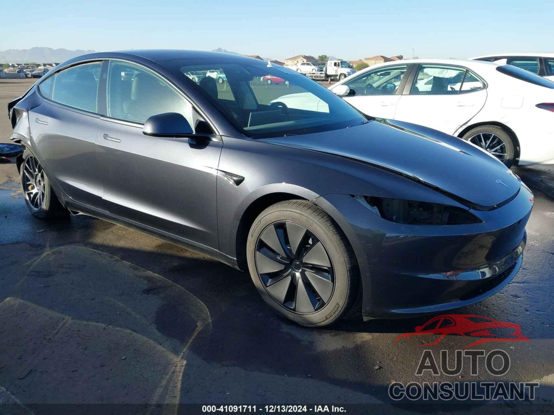 TESLA MODEL 3 2024 - 5YJ3E1EA1RF762354