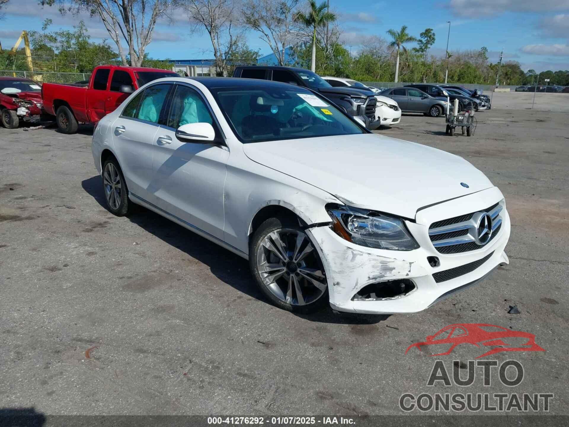 MERCEDES-BENZ C 300 2016 - 55SWF4KB4GU118660