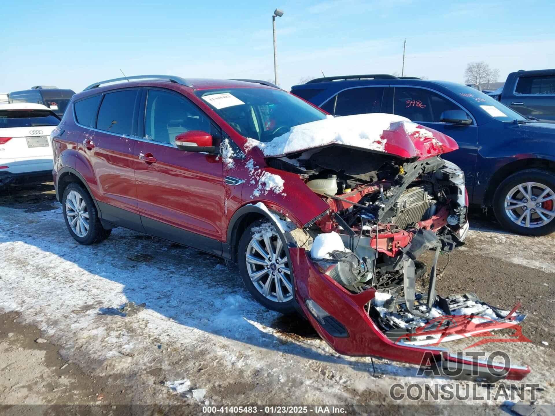 FORD ESCAPE 2017 - 1FMCU9JD9HUD03074