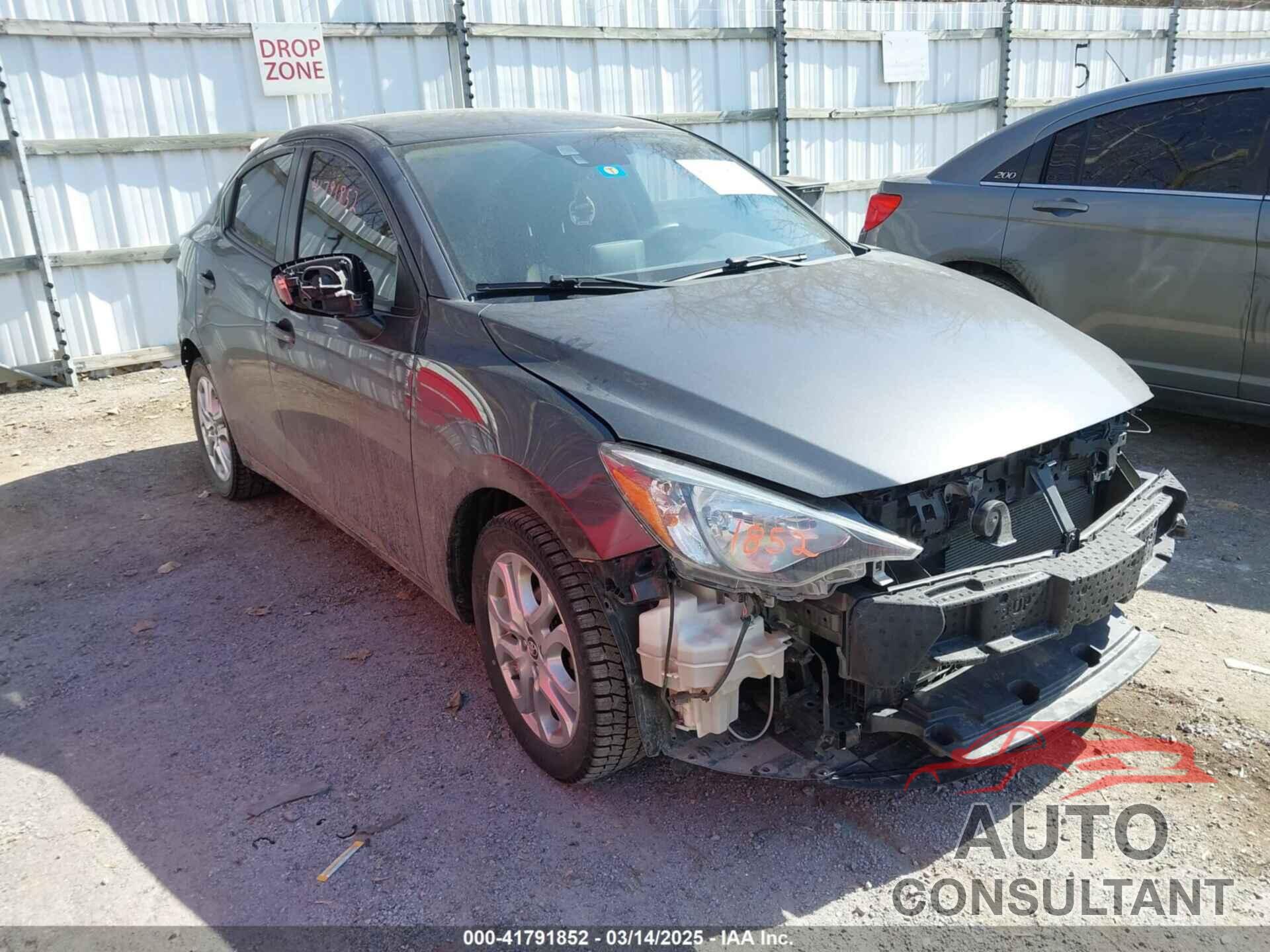 TOYOTA YARIS IA 2017 - 3MYDLBYV8HY159646