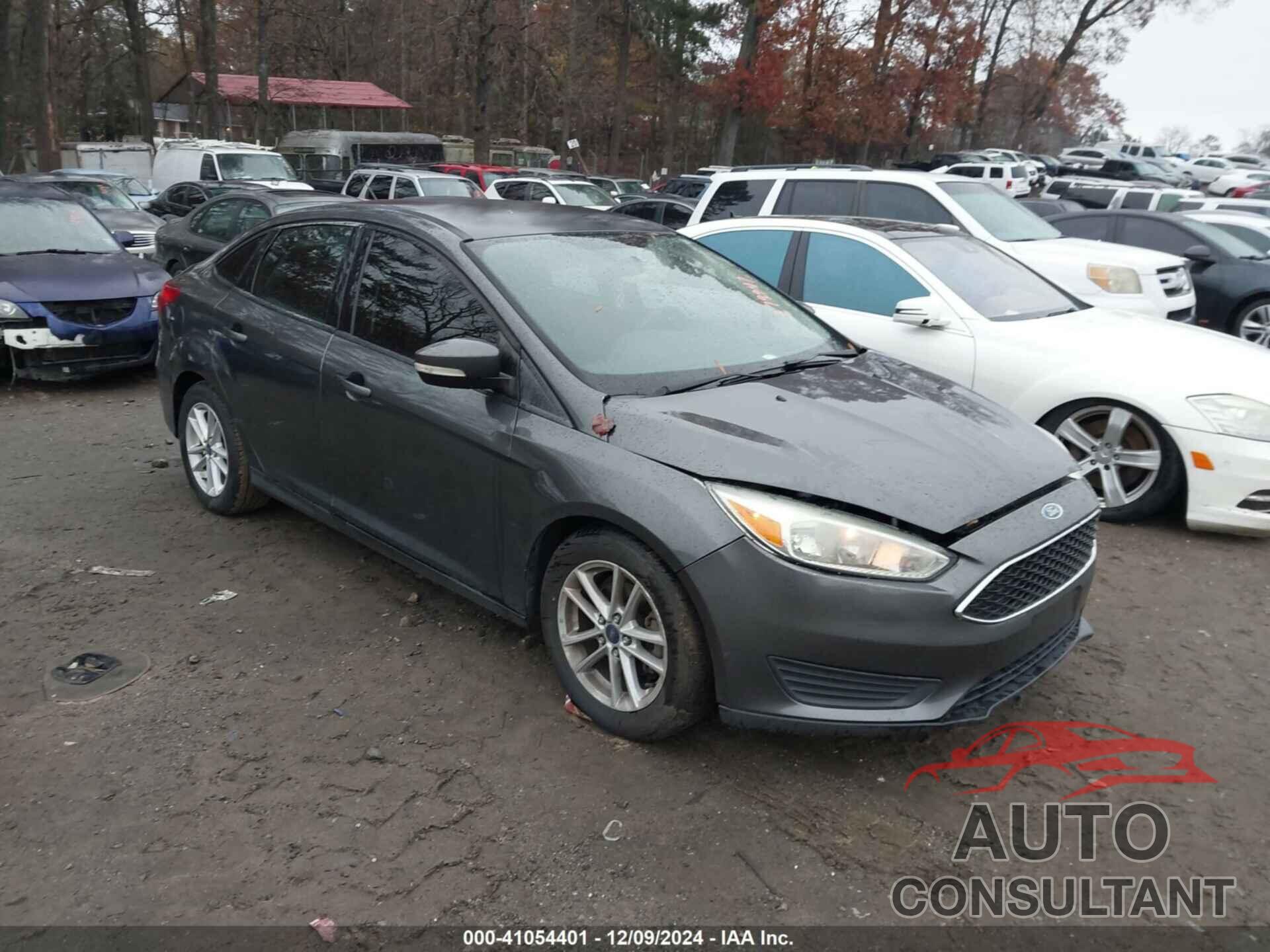 FORD FOCUS 2017 - 1FADP3F28HL279947