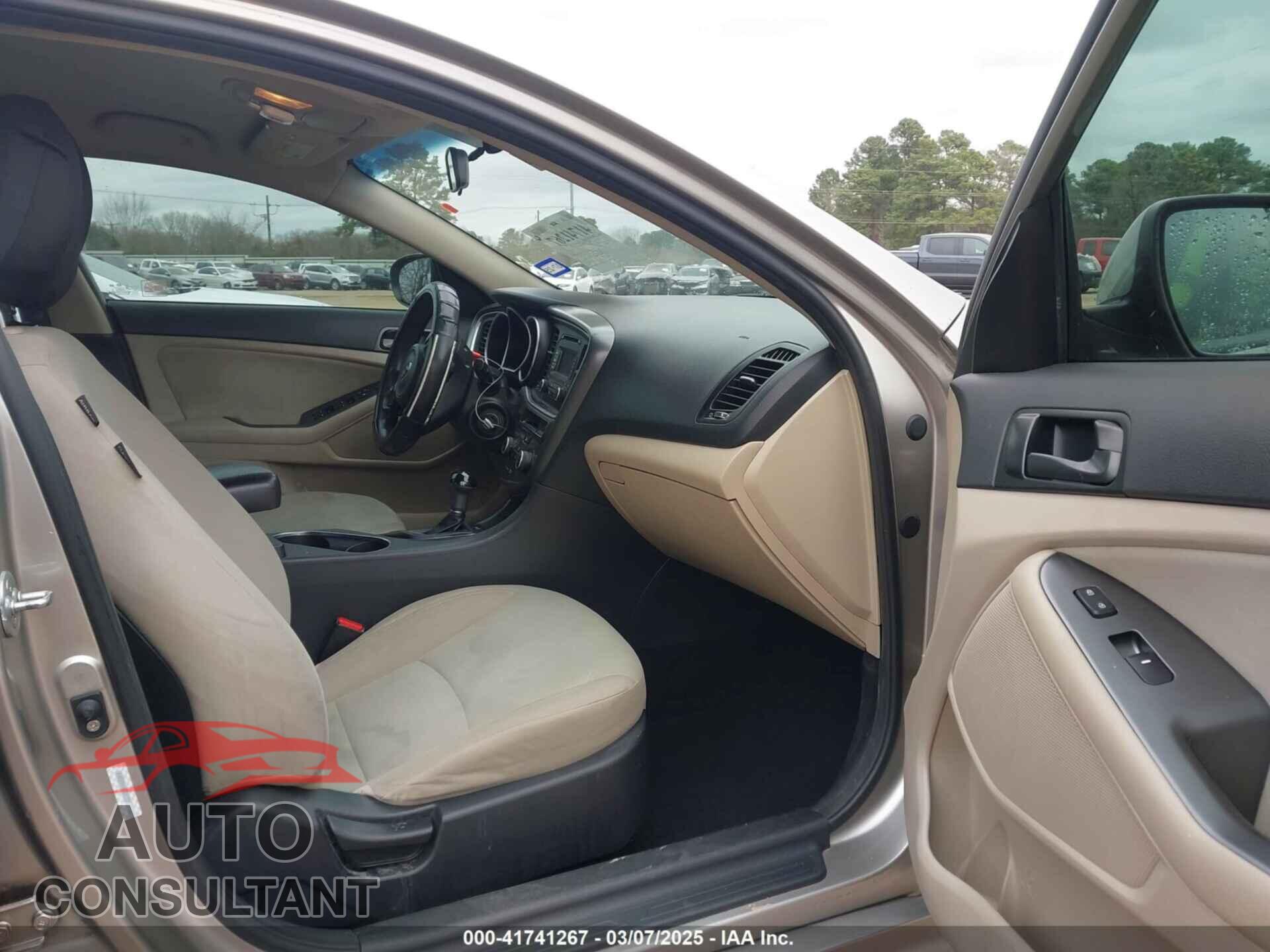 KIA OPTIMA 2014 - KNAGM4A70E5512922