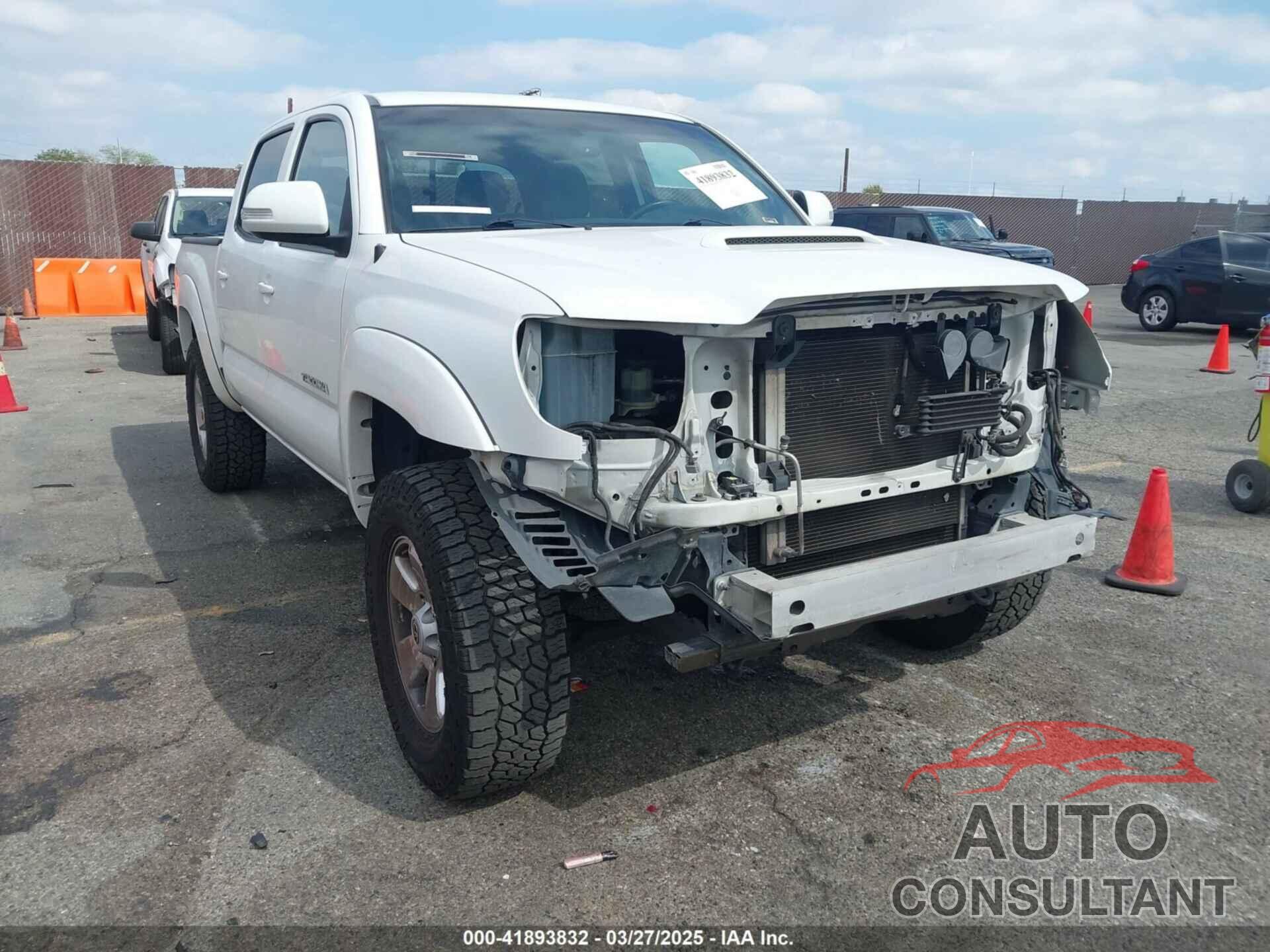 TOYOTA TACOMA 2013 - 3TMLU4EN8DM103635