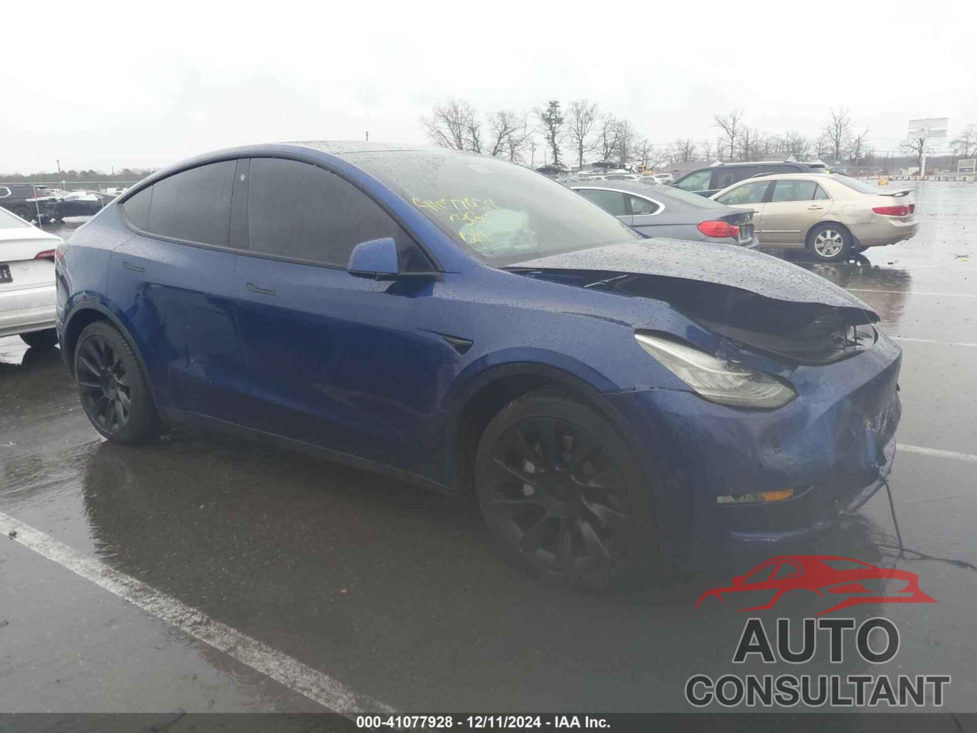 TESLA MODEL Y 2021 - 5YJYGDEE4MF121132