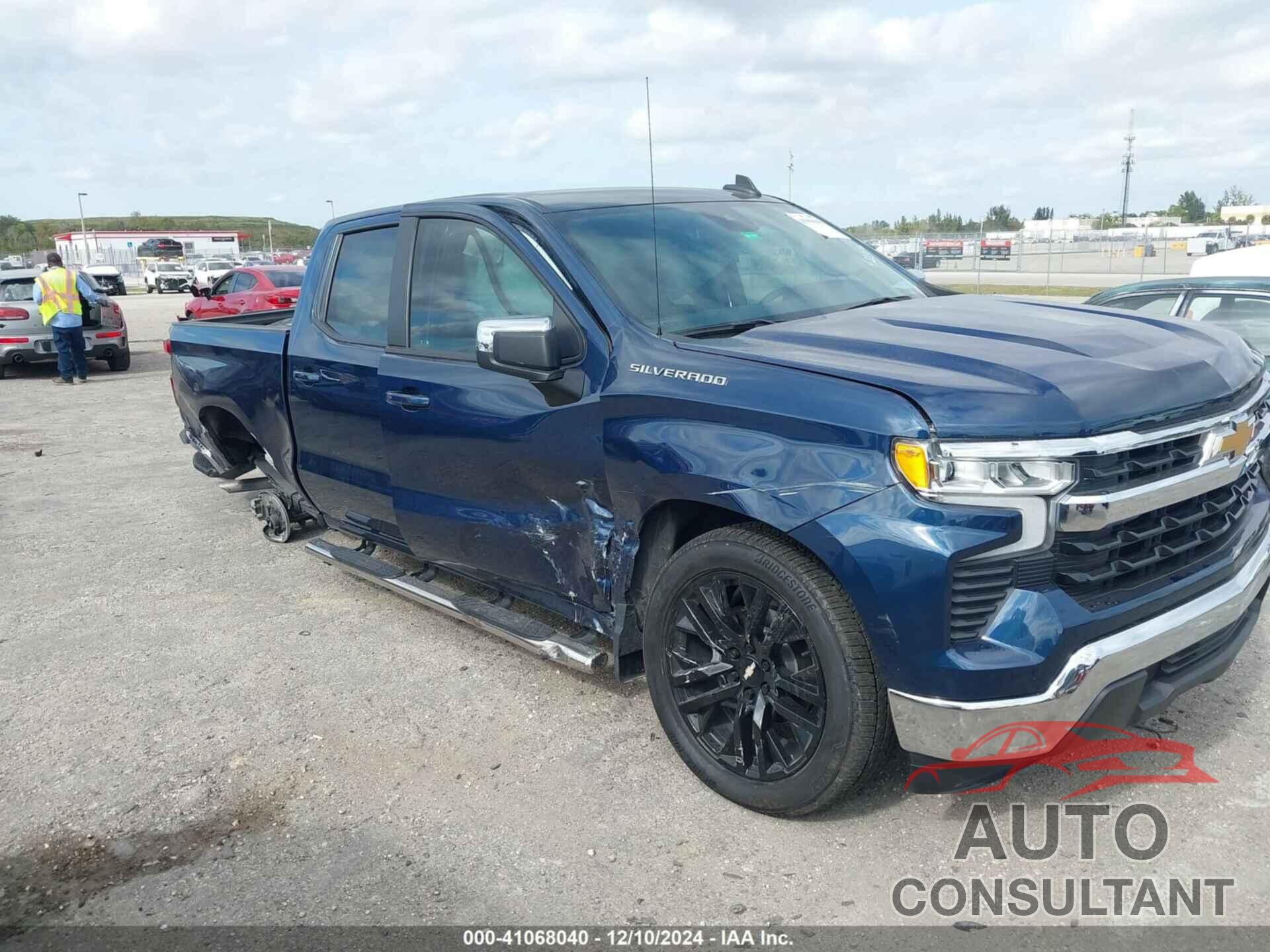 CHEVROLET SILVERADO 1500 2023 - 1GCPACEK3PZ235604