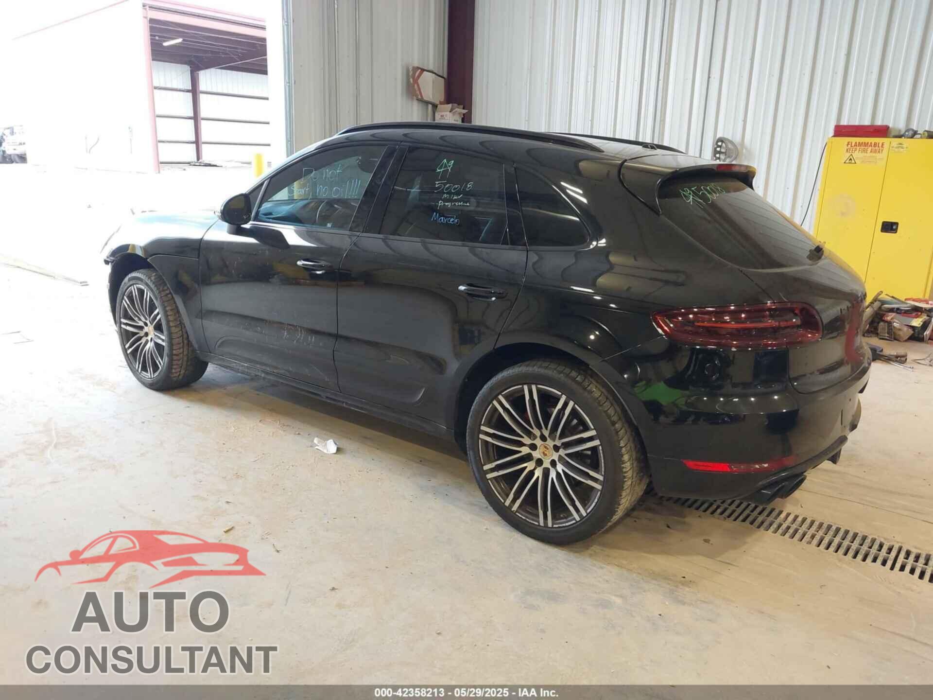PORSCHE MACAN 2017 - WP1AG2A56HLB51567