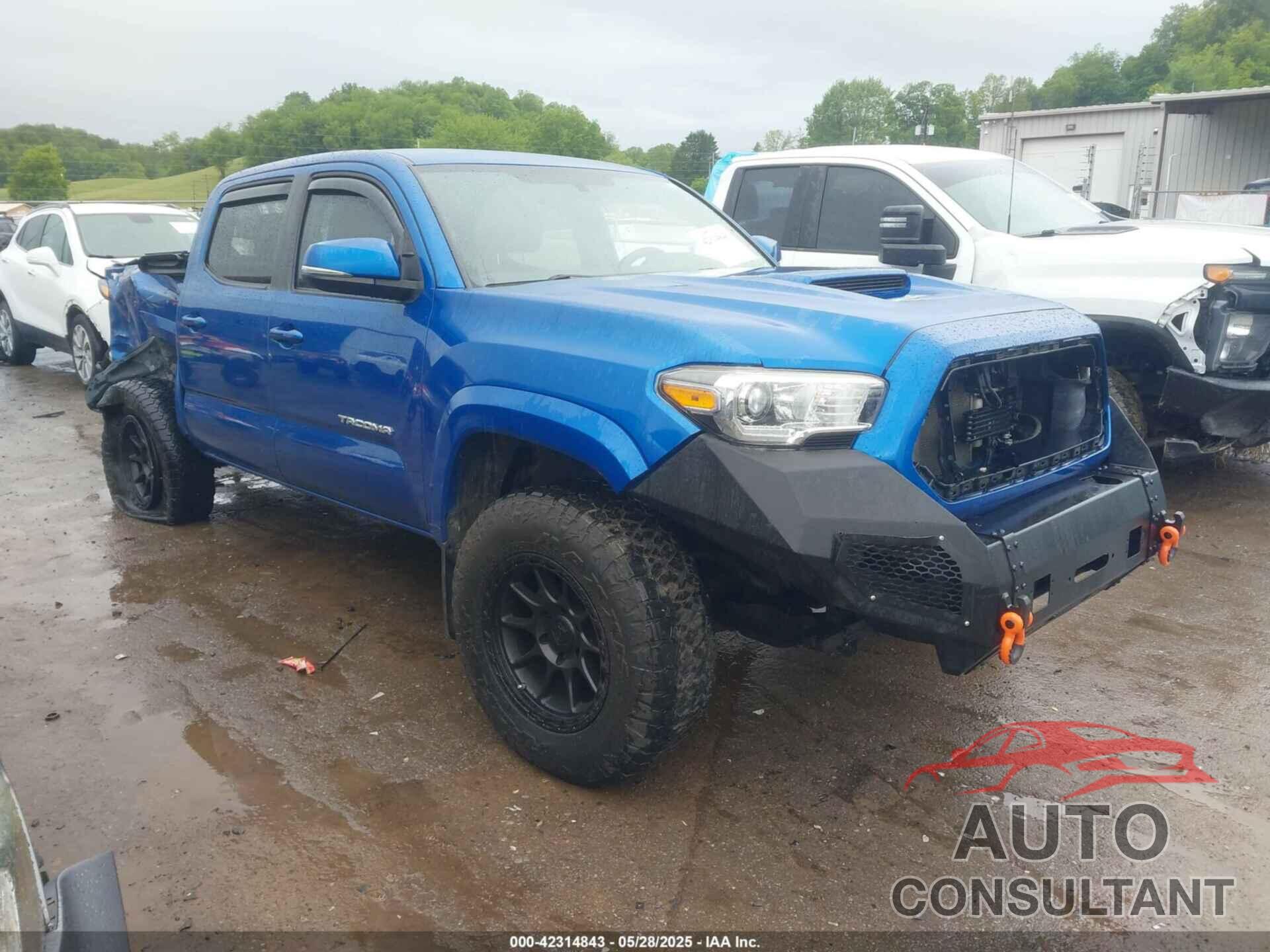 TOYOTA TACOMA 2017 - 3TMCZ5AN1HM044141