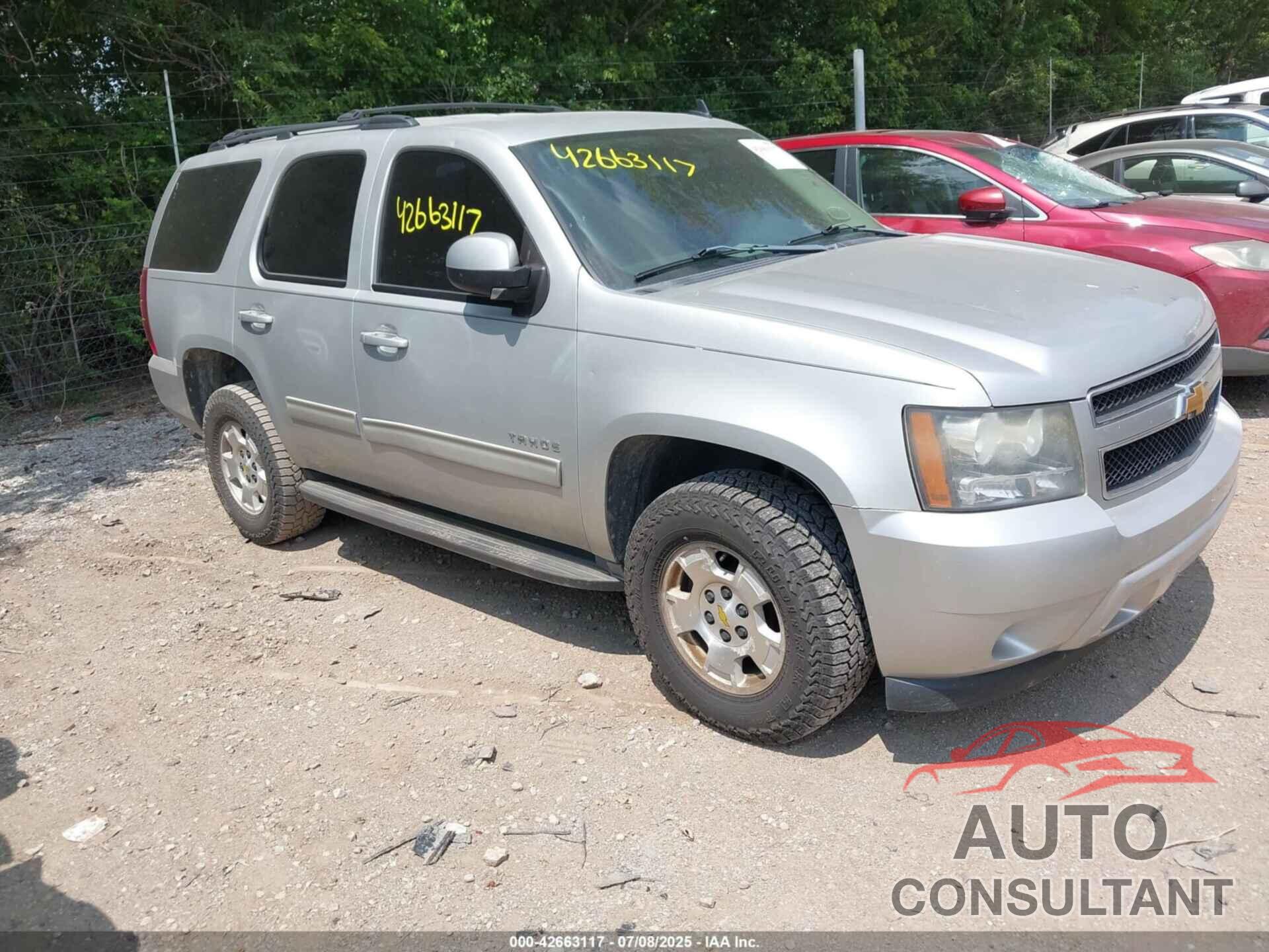 CHEVROLET TAHOE 2011 - 1GNSKAE00BR101479