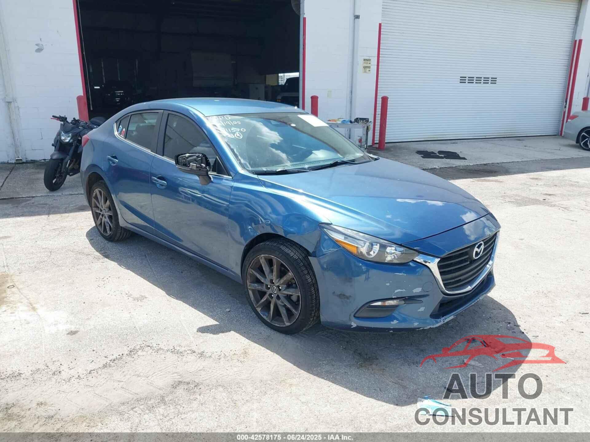 MAZDA MAZDA3 2018 - 3MZBN1V3XJM255611