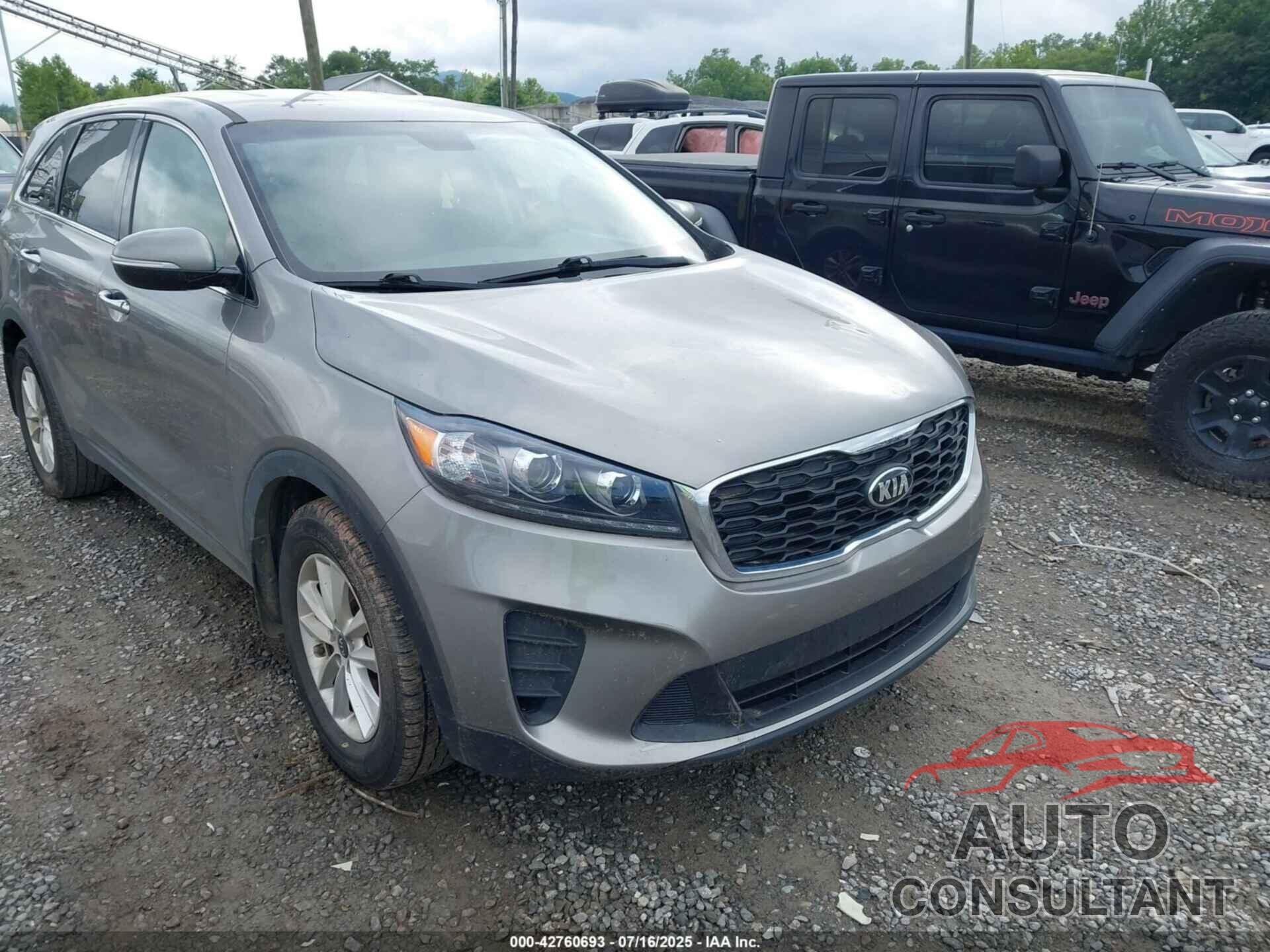 KIA SORENTO 2019 - 5XYPG4A30KG512686