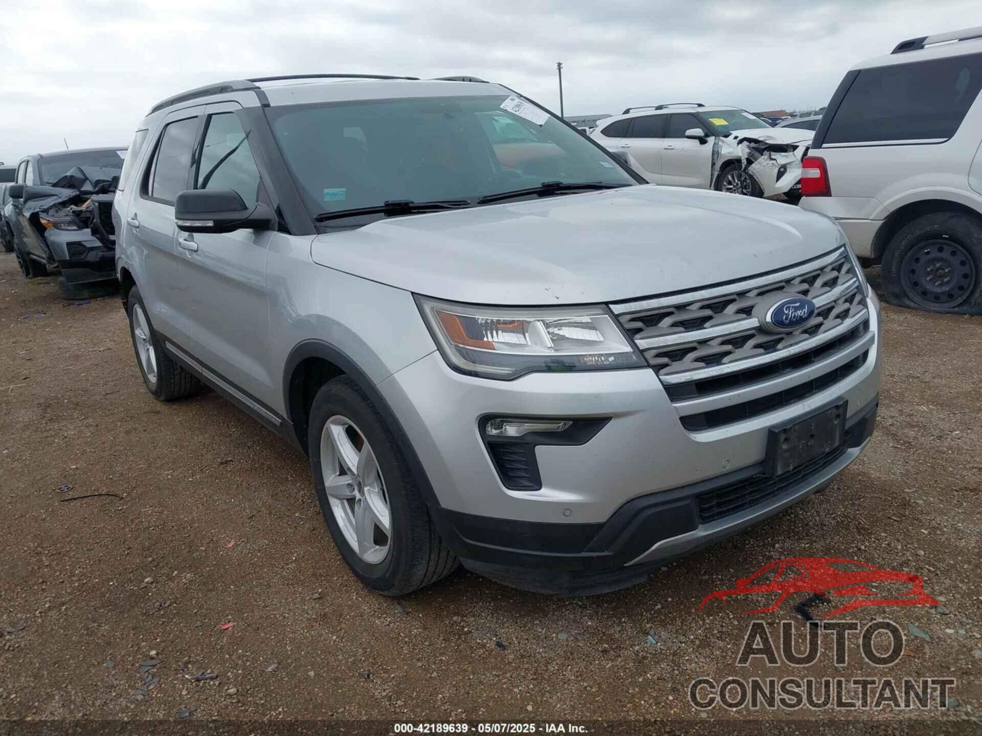 FORD EXPLORER 2018 - 1FM5K7D88JGB88909