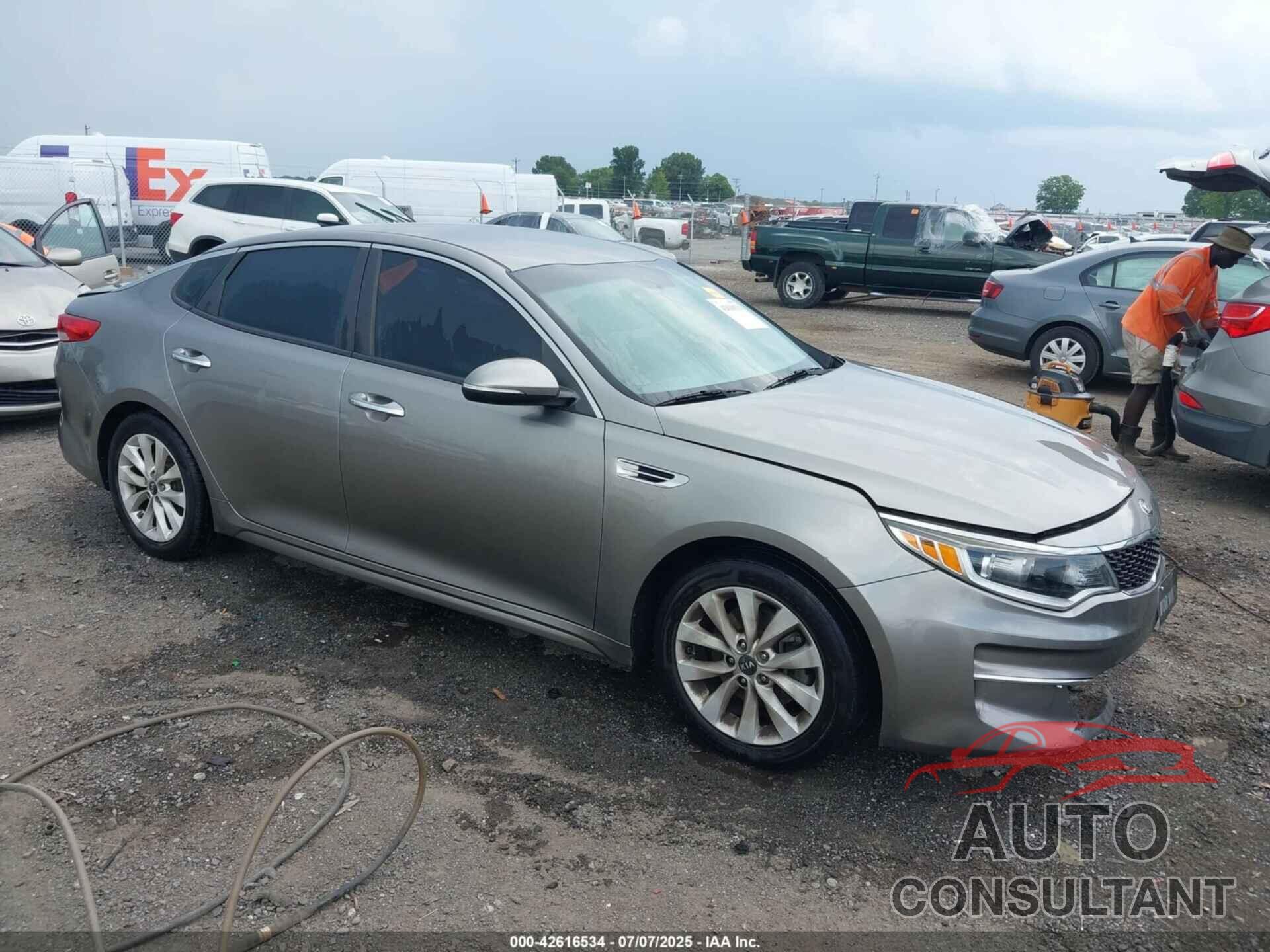 KIA OPTIMA 2016 - 5XXGT4L34GG072783