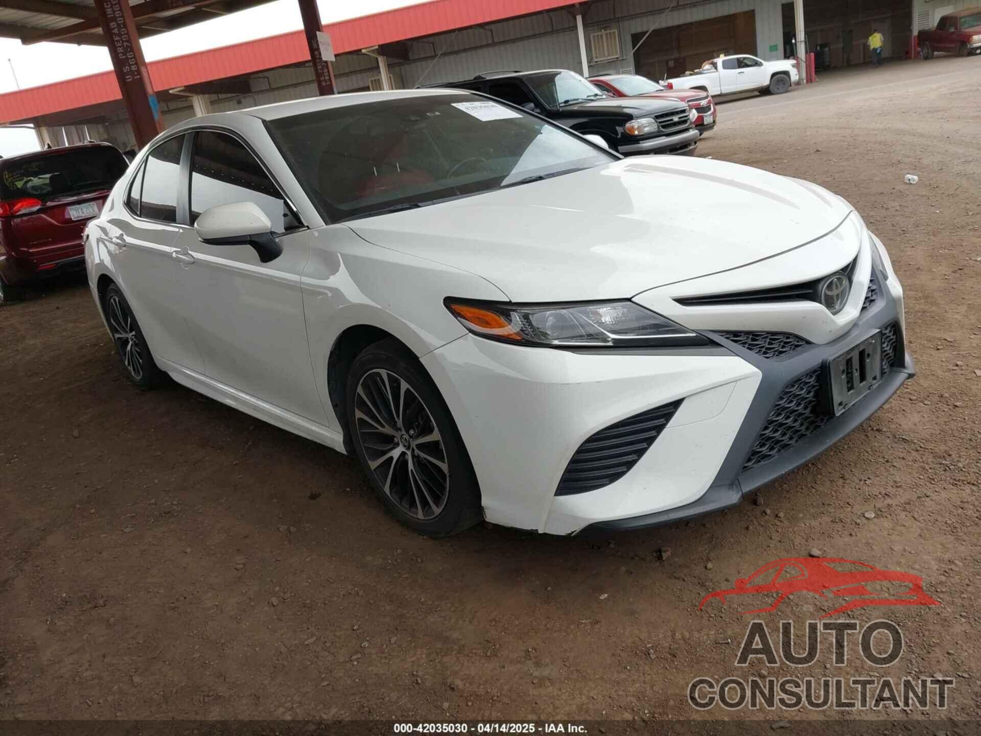 TOYOTA CAMRY 2018 - JTNB11HK7J3073976