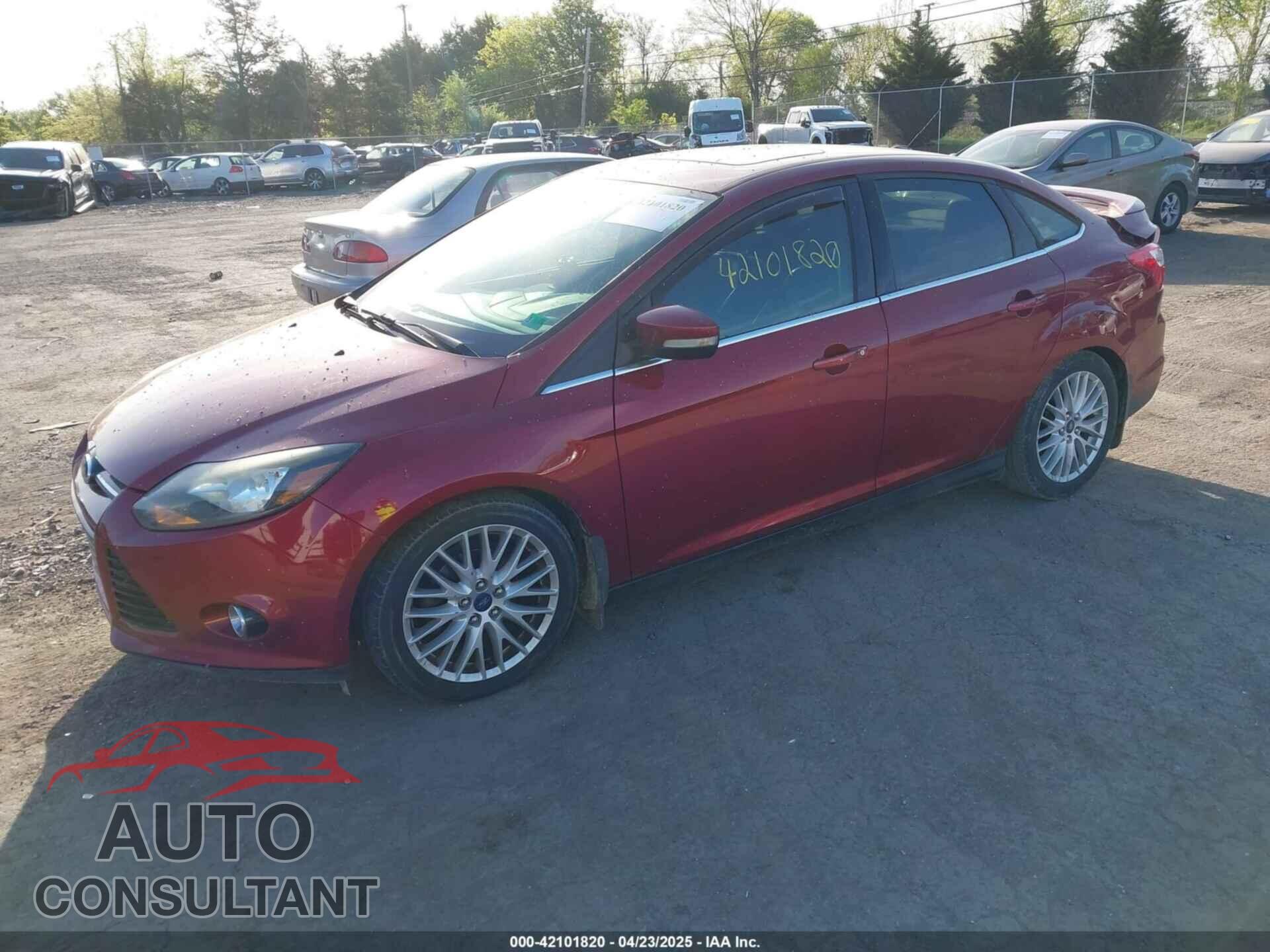 FORD FOCUS 2014 - 1FADP3J21EL104555