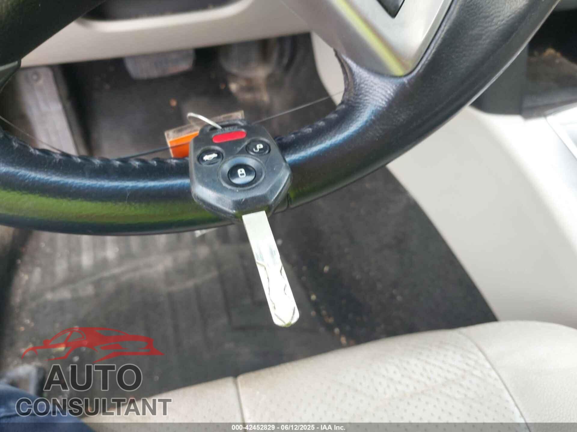 SUBARU OUTBACK 2014 - 4S4BRCDC4E3300064