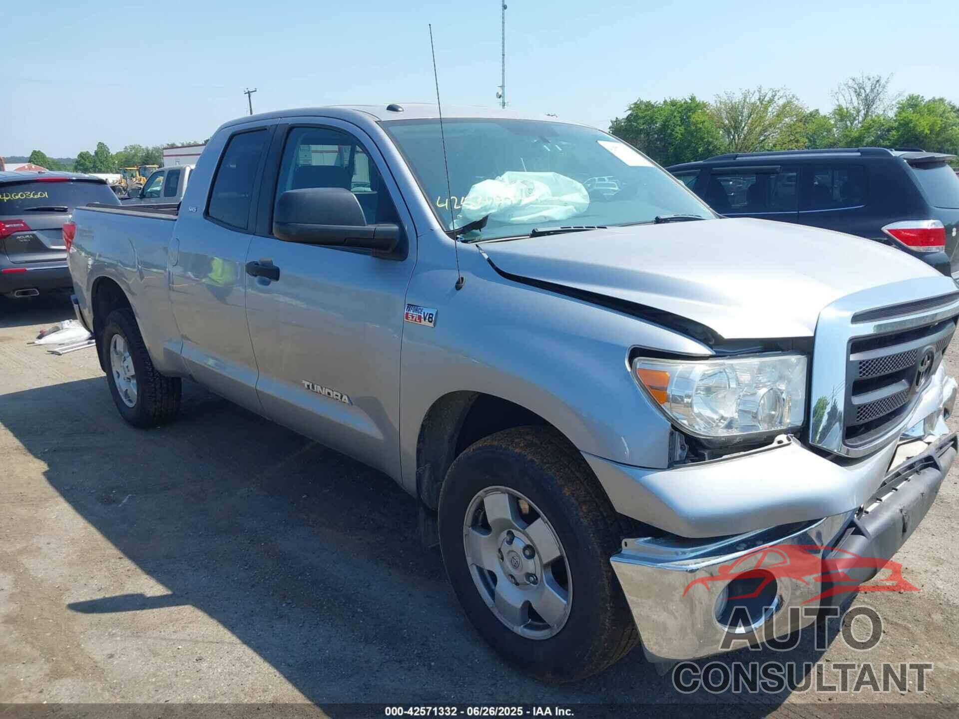 TOYOTA TUNDRA 2011 - 5TFUY5F14BX204947