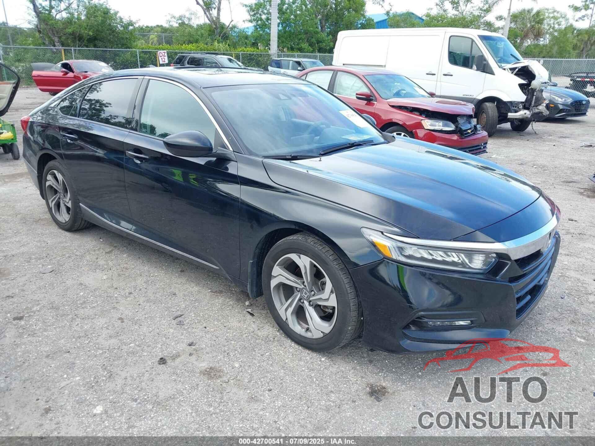 HONDA ACCORD 2018 - 1HGCV1F40JA158320