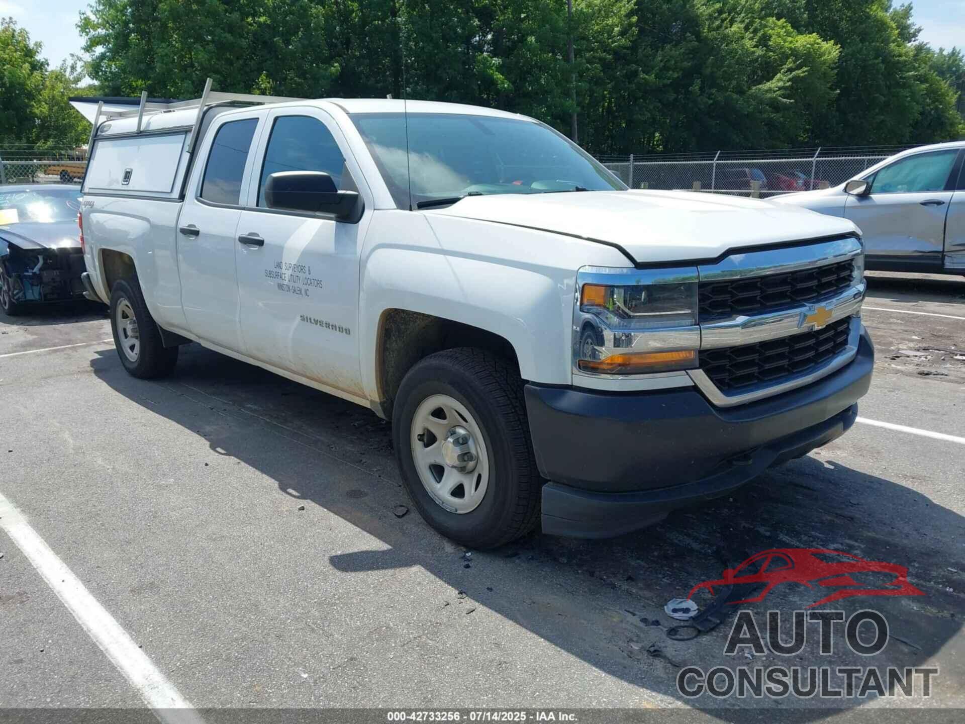 CHEVROLET SILVERADO 1500 2018 - 1GCVKNEC8JZ346472