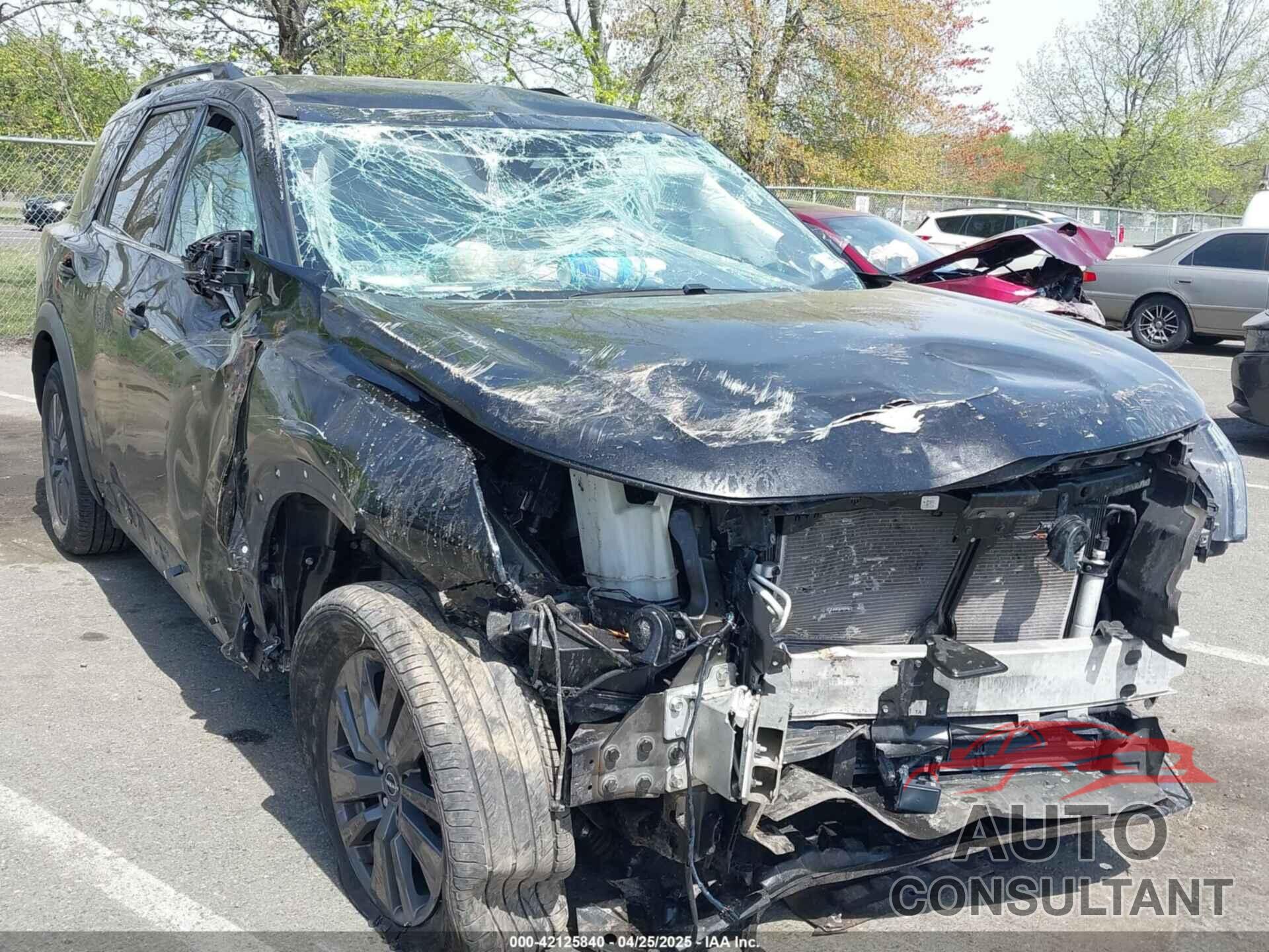 NISSAN PATHFINDER 2022 - 5N1DR3BA6NC215155