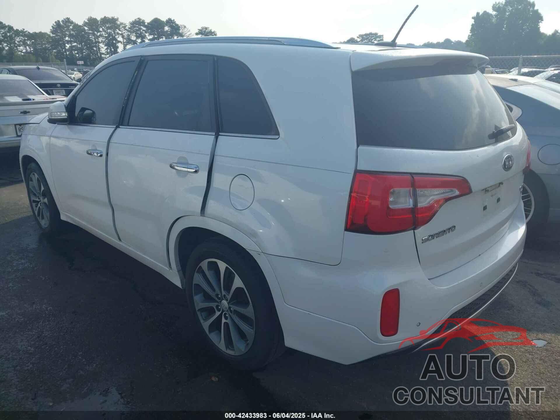 KIA SORENTO 2014 - 5XYKW4A77EG430247
