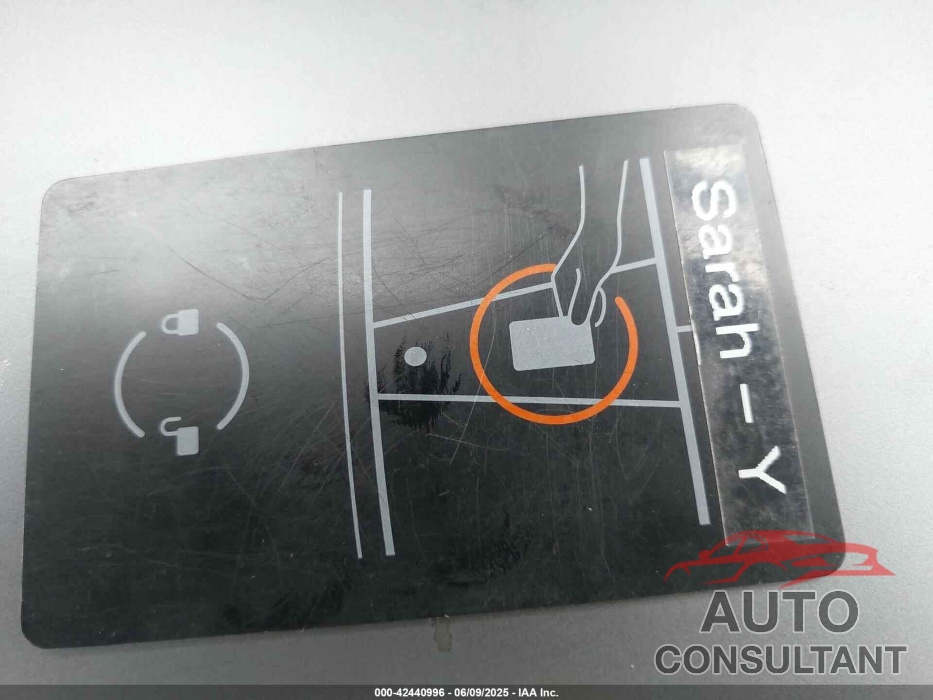 TESLA MODEL Y 2021 - 5YJYGDEE4MF262685