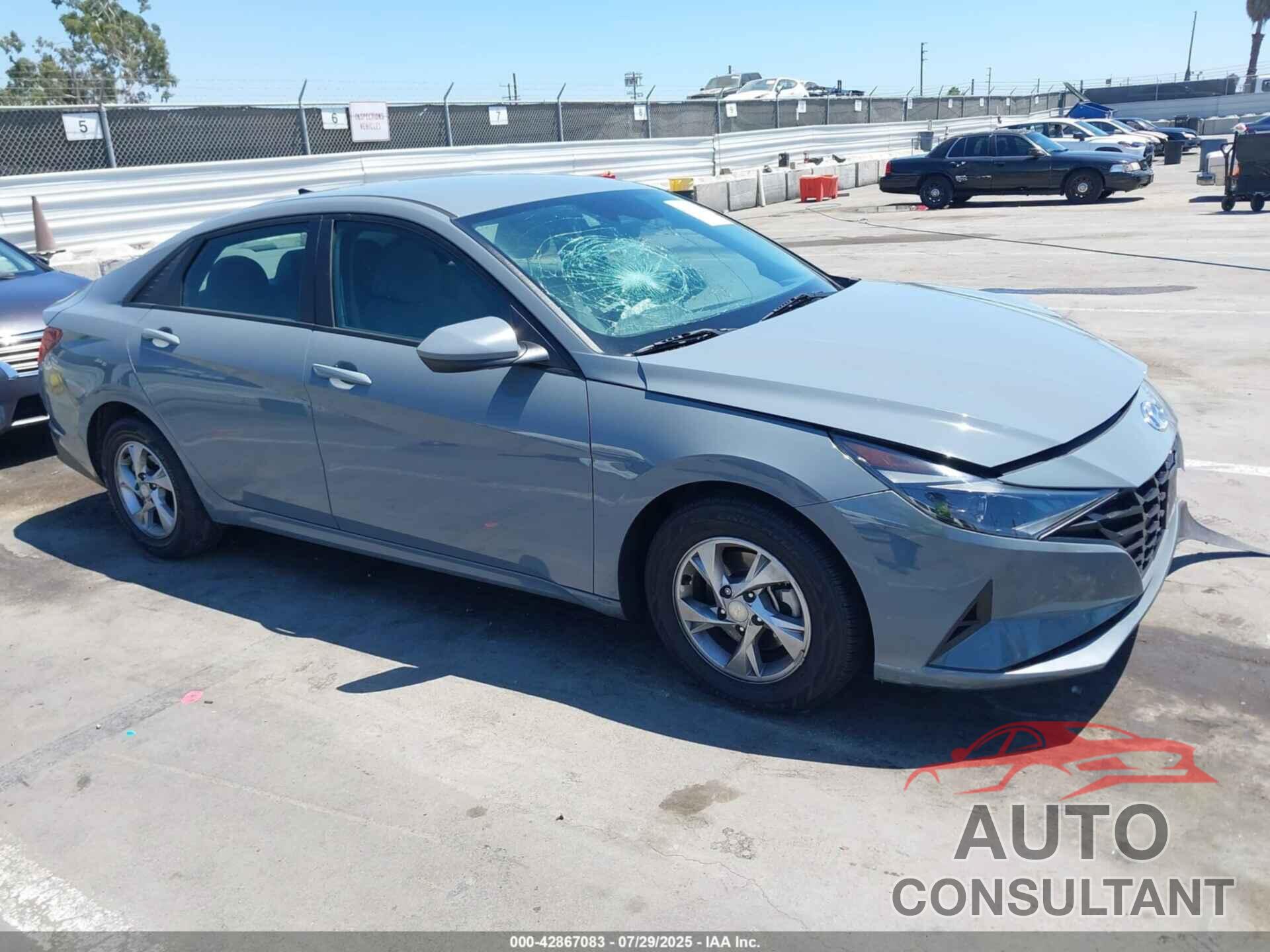 HYUNDAI ELANTRA 2021 - KMHLL4AG3MU108596