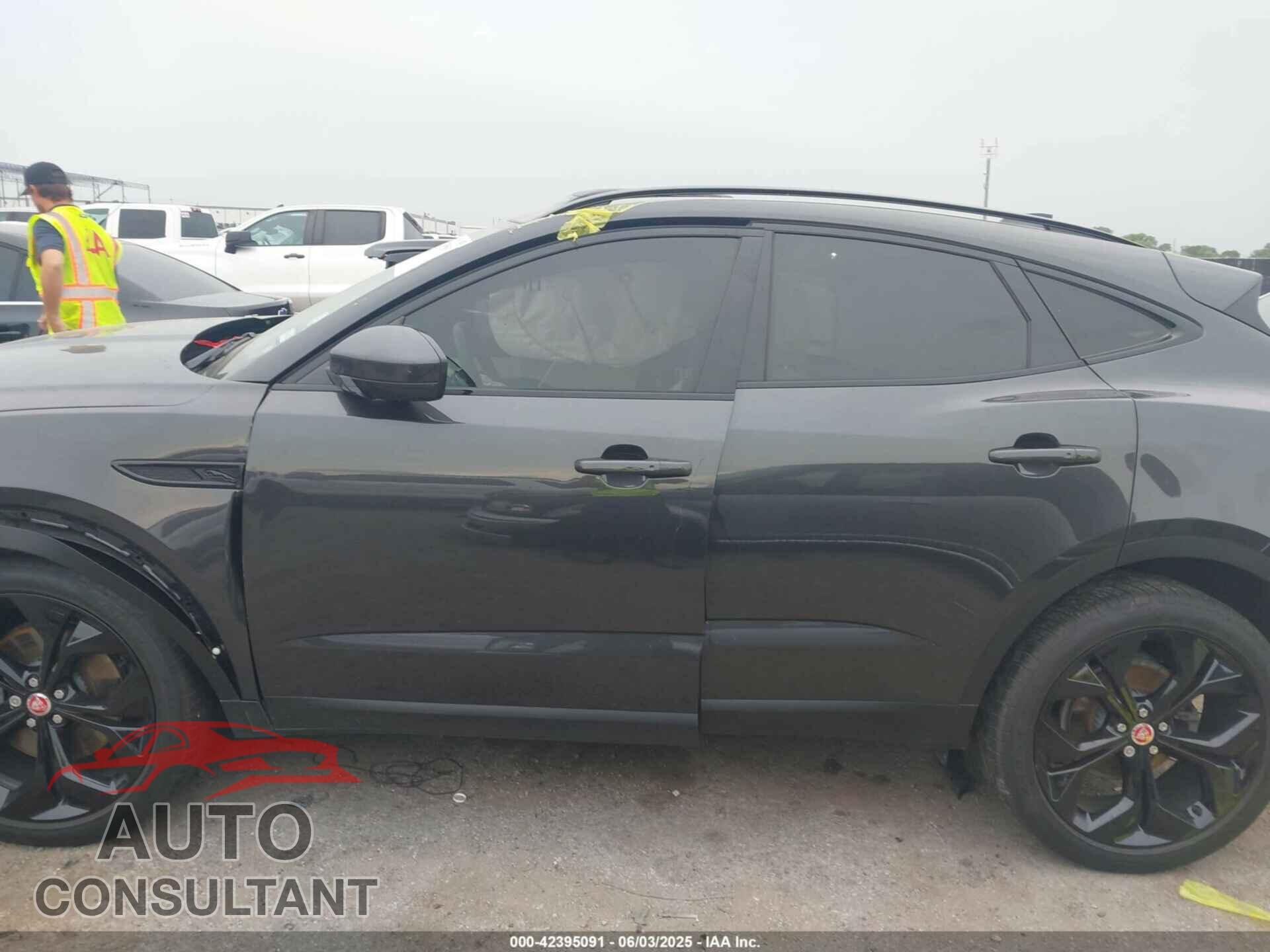 JAGUAR E-PACE 2023 - SADFP2FXXP1036468