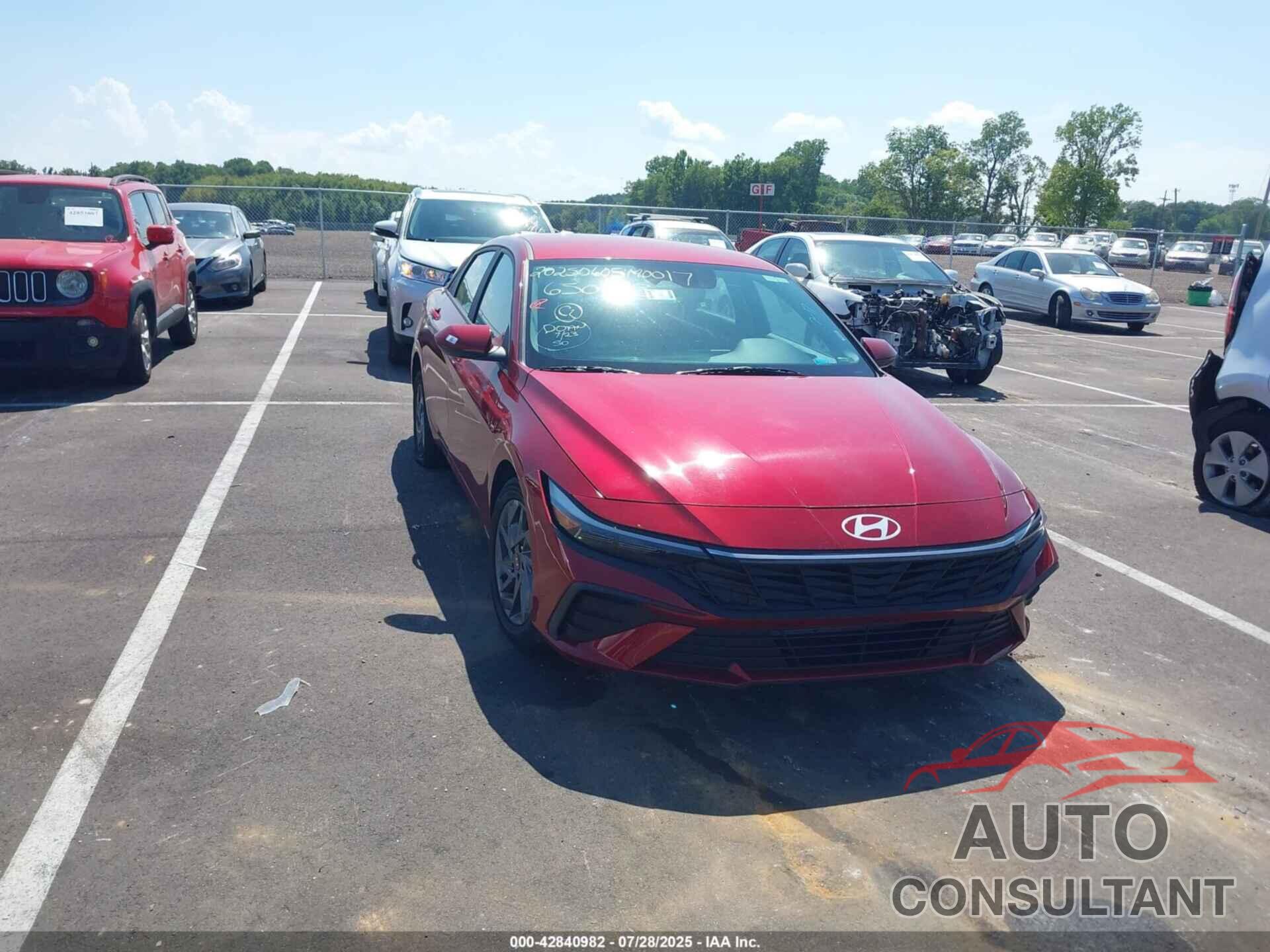 HYUNDAI ELANTRA 2024 - KMHLM4DG2RU650143