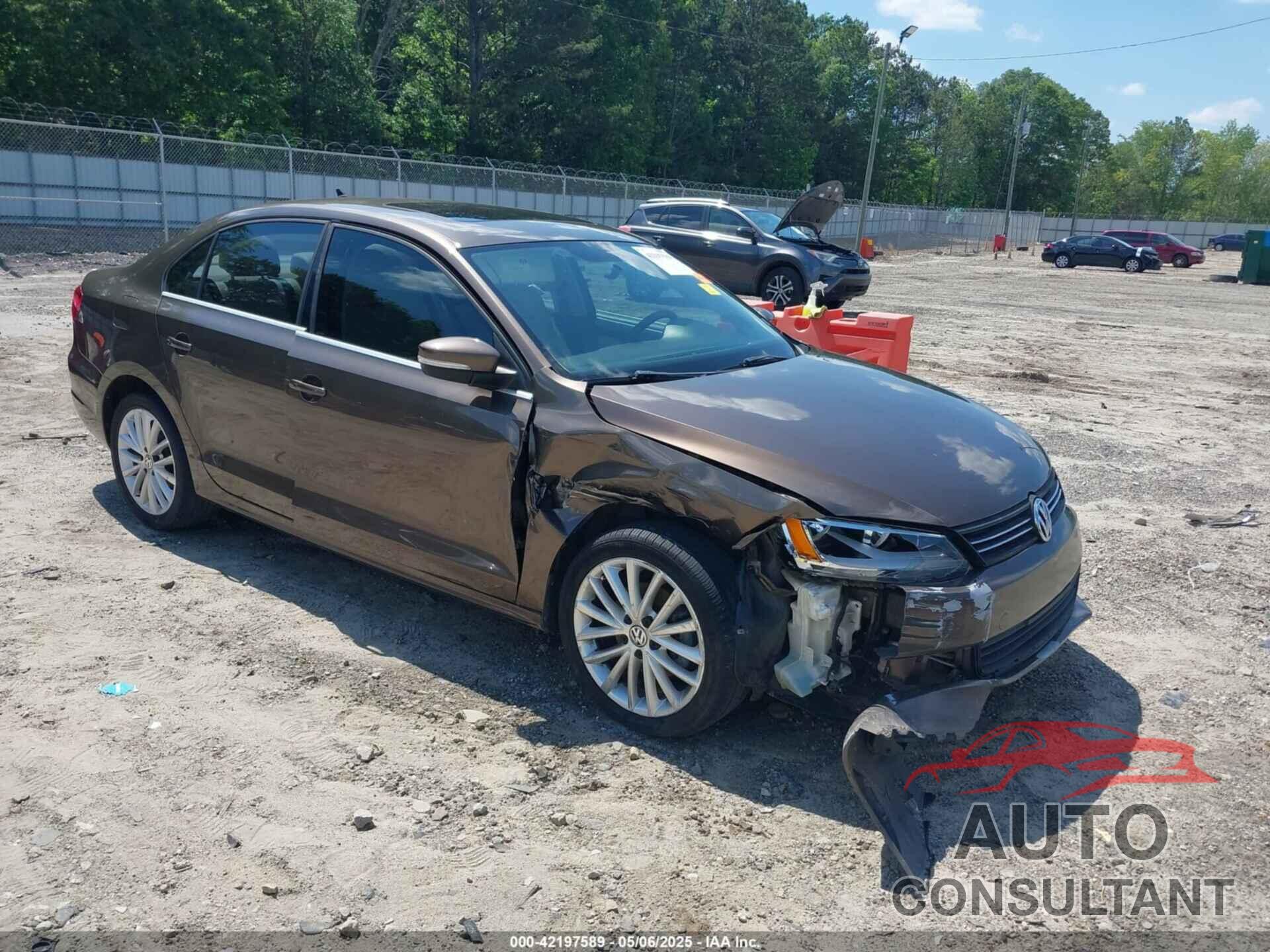 VOLKSWAGEN JETTA 2012 - 3VWLX7AJ2CM389974