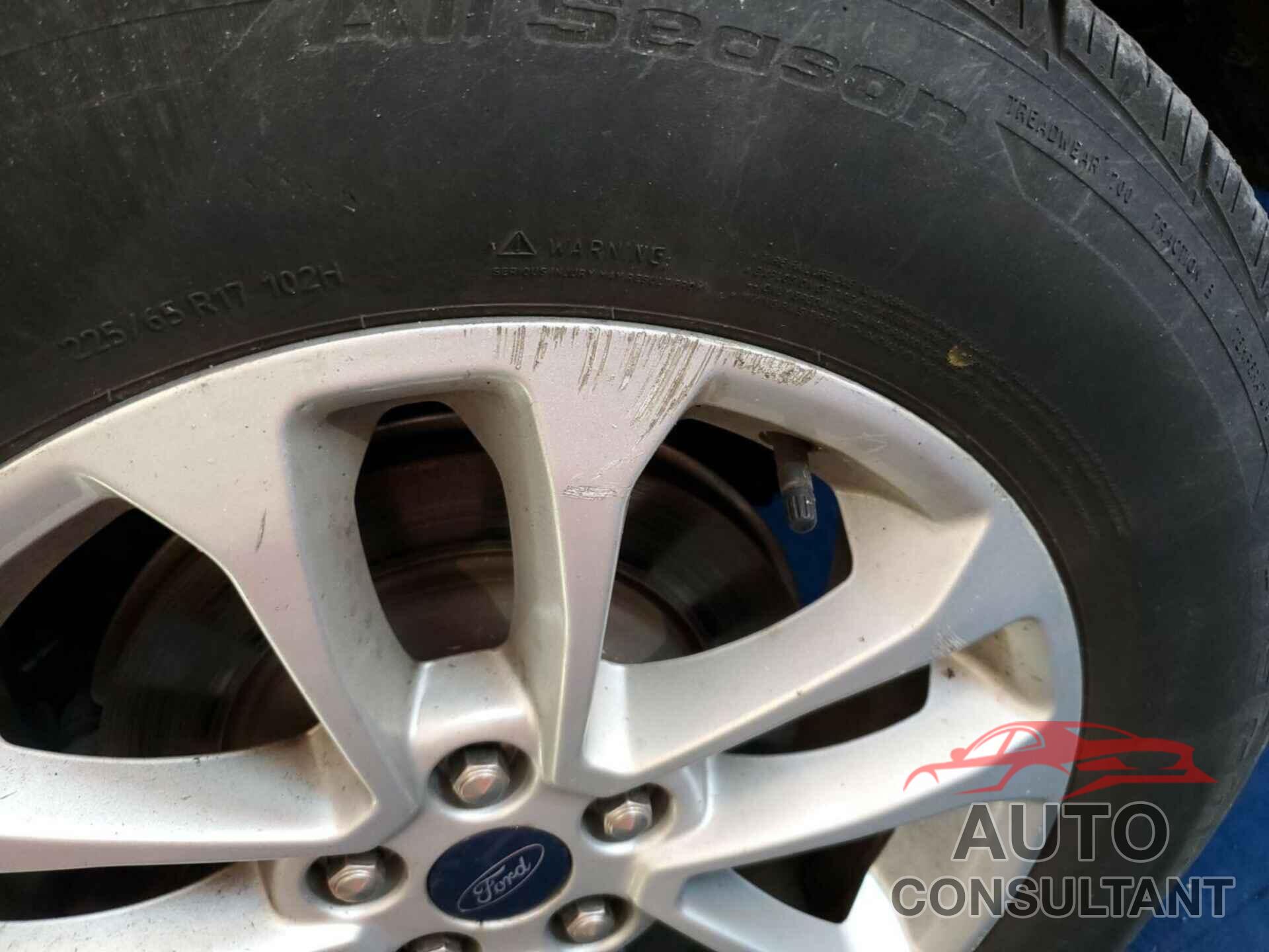FORD ESCAPE 2021 - 1FMCU0BZXMUA53070