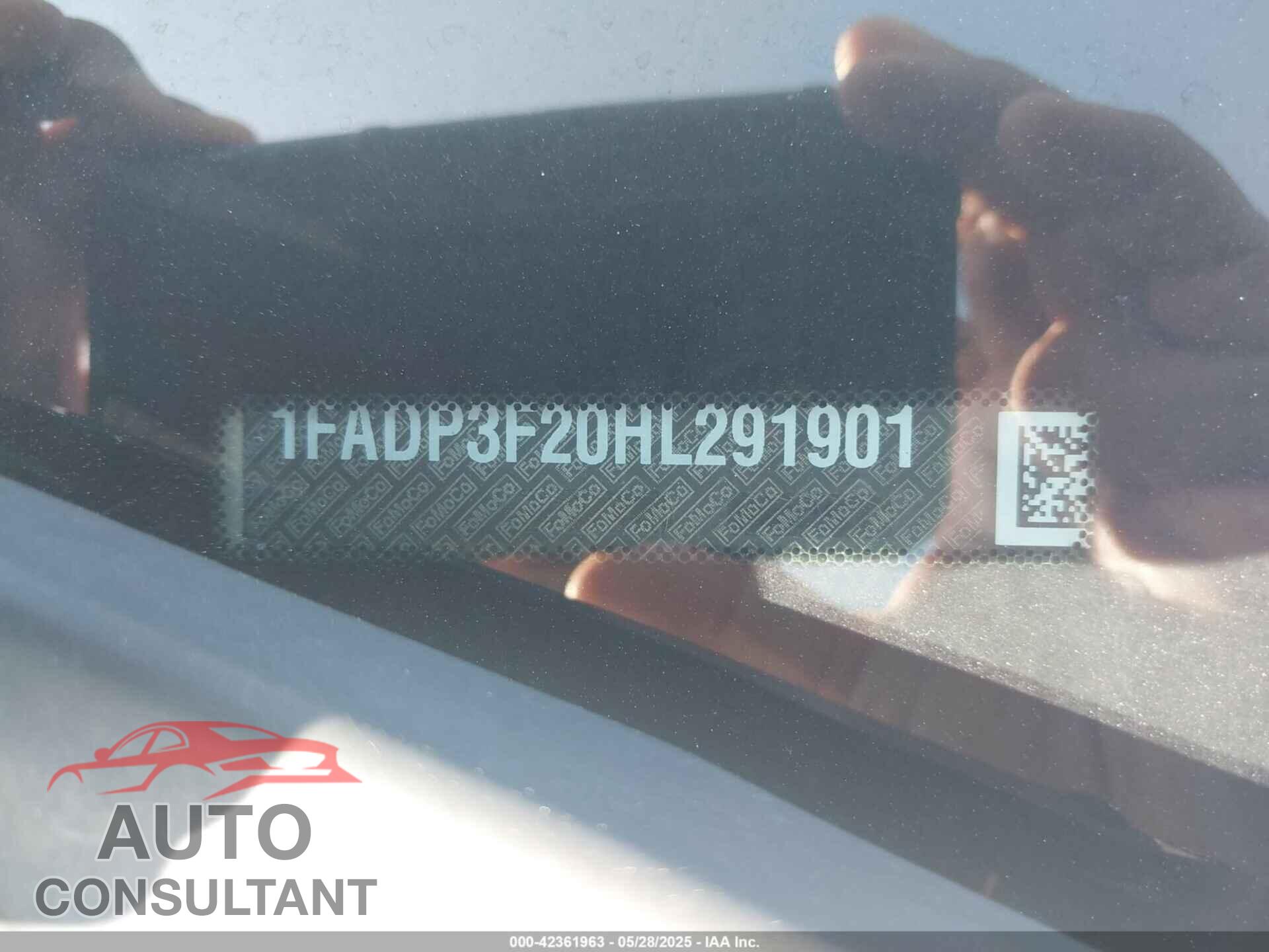 FORD FOCUS 2017 - 1FADP3F20HL291901