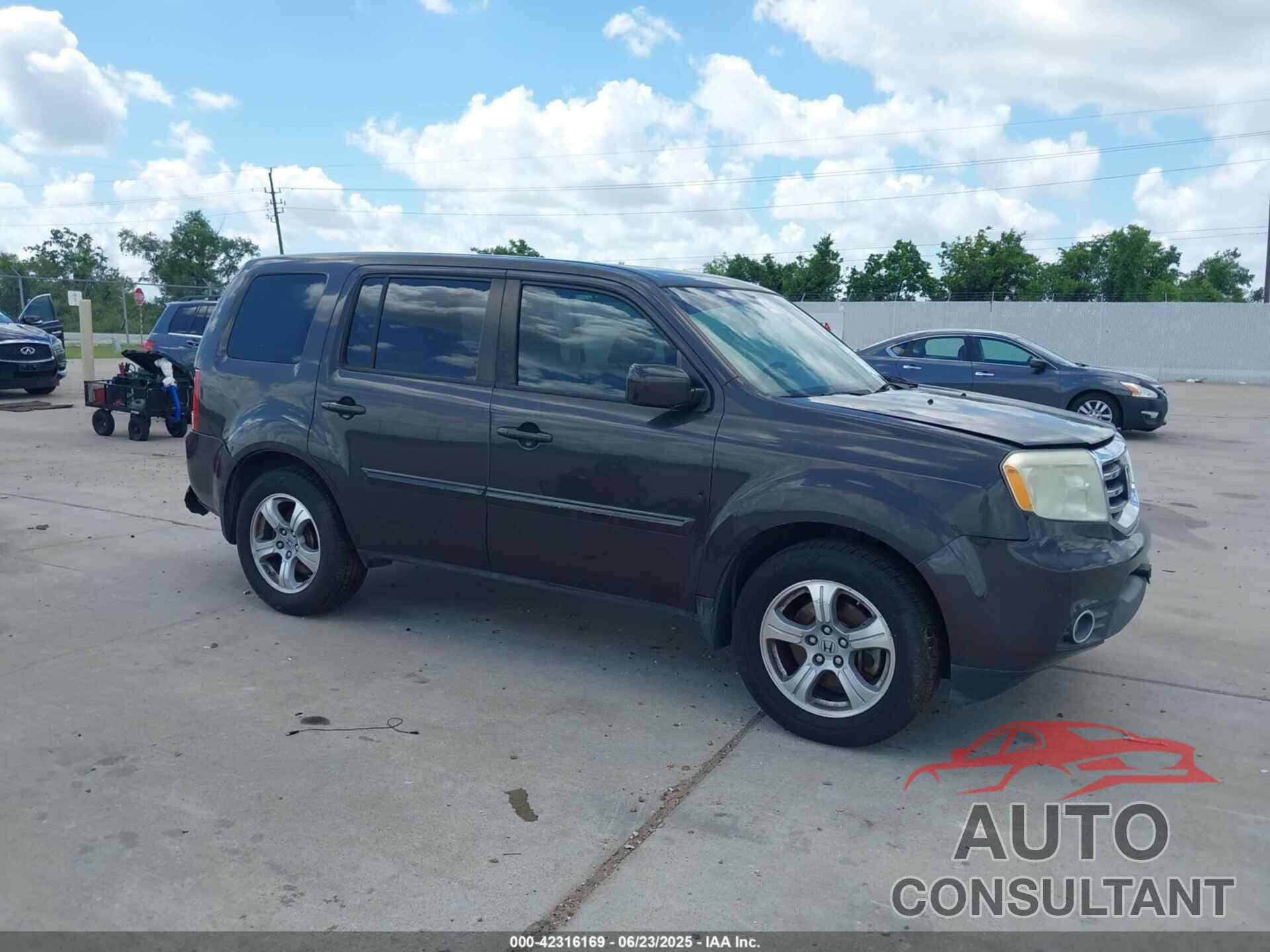 HONDA PILOT 2014 - 5FNYF3H40EB004939