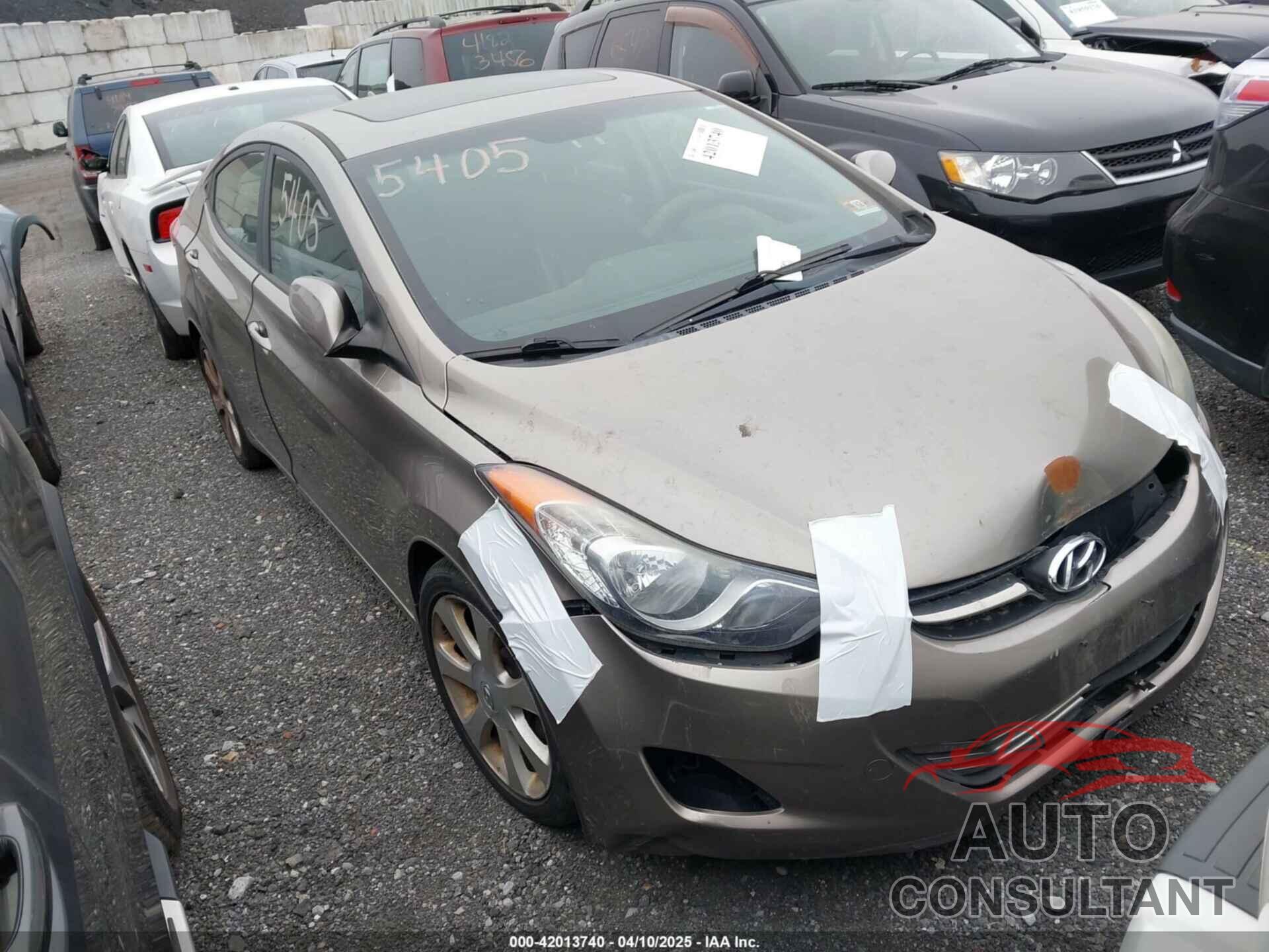 HYUNDAI ELANTRA 2013 - 5NPDH4AE0DH256238