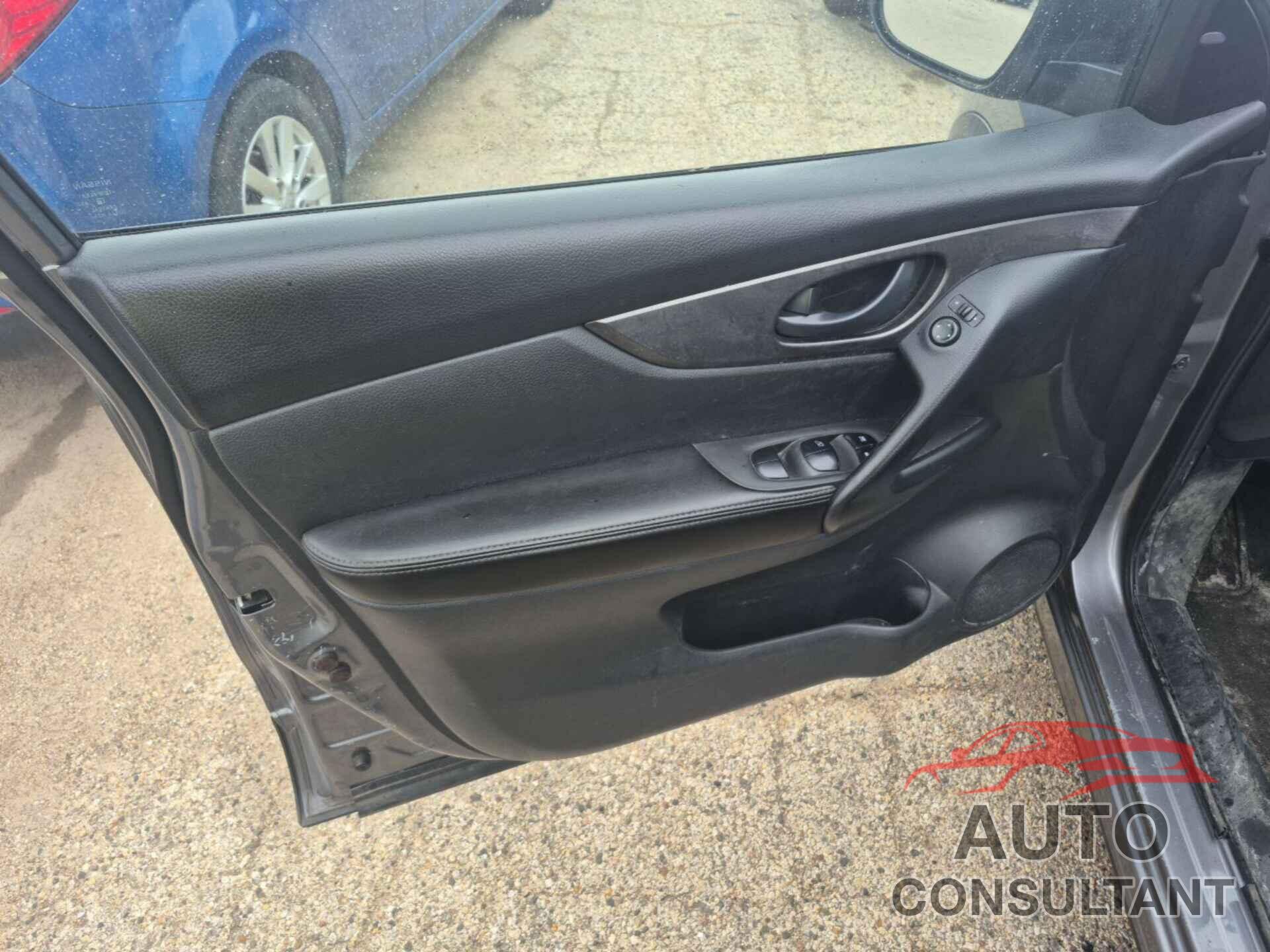 NISSAN ROGUE SPORT 2021 - JN1BJ1AV0MW573007
