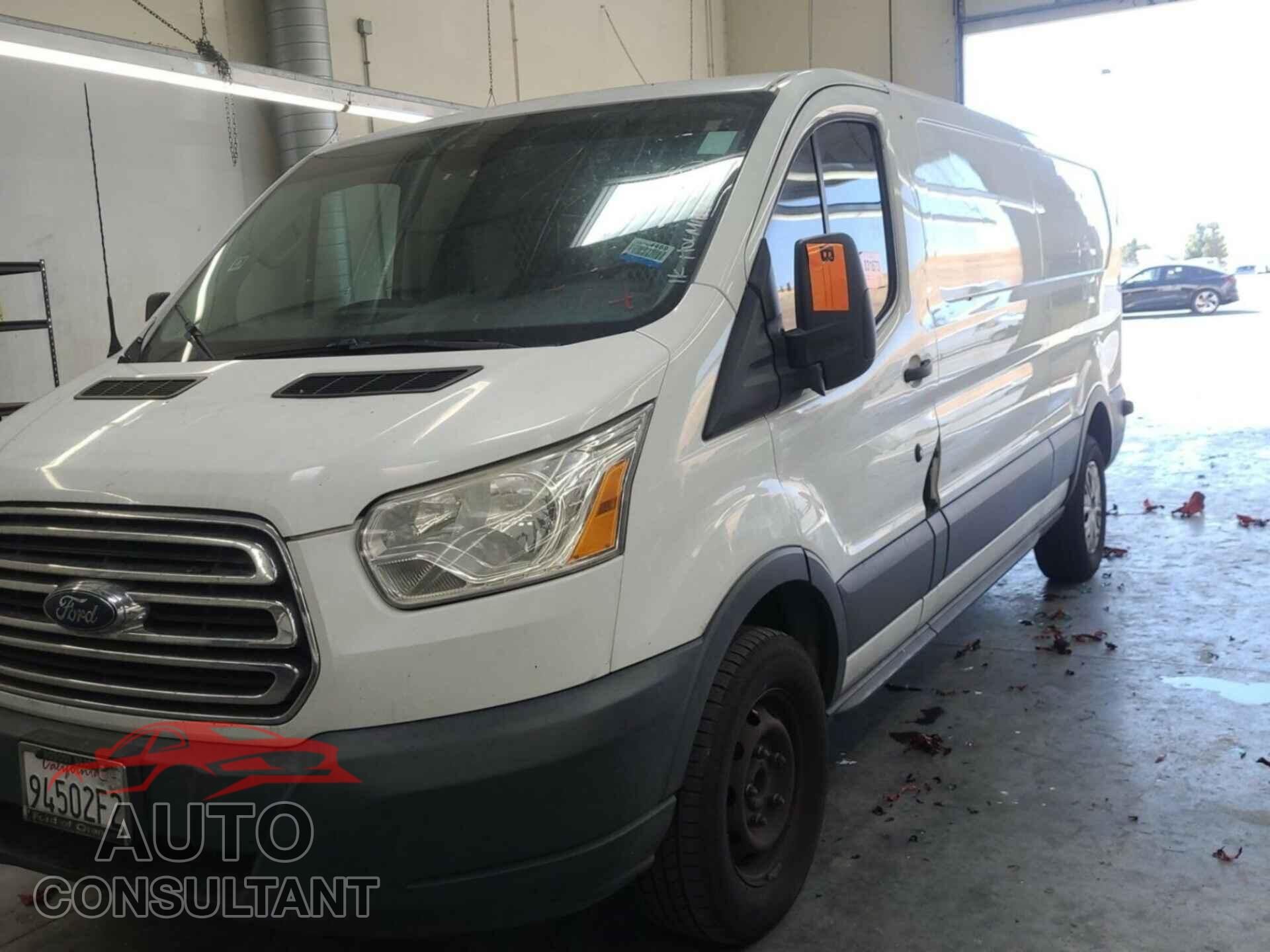 FORD TRANSIT 2017 - 1FTBW2YM4HKB04856