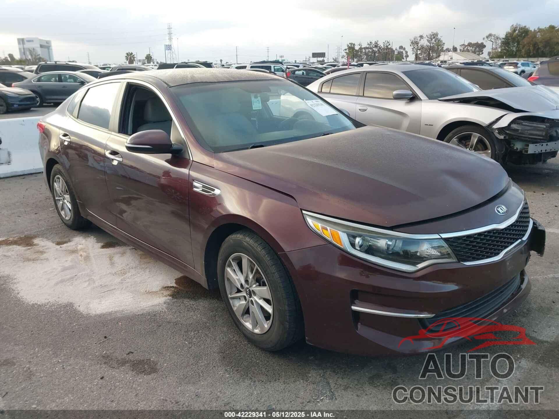 KIA OPTIMA 2016 - 5XXGT4L38GG025692