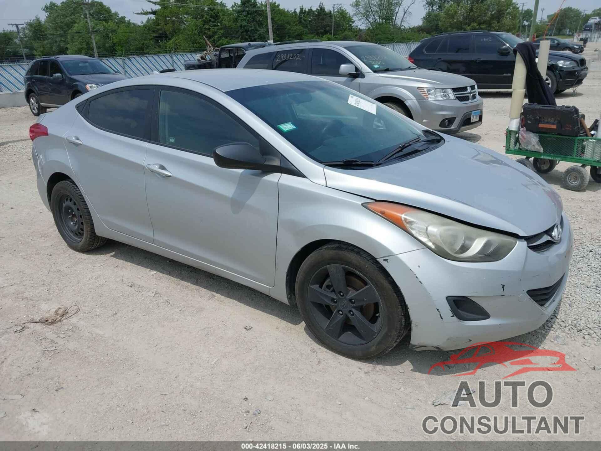 HYUNDAI ELANTRA 2011 - 5NPDH4AE5BH031049