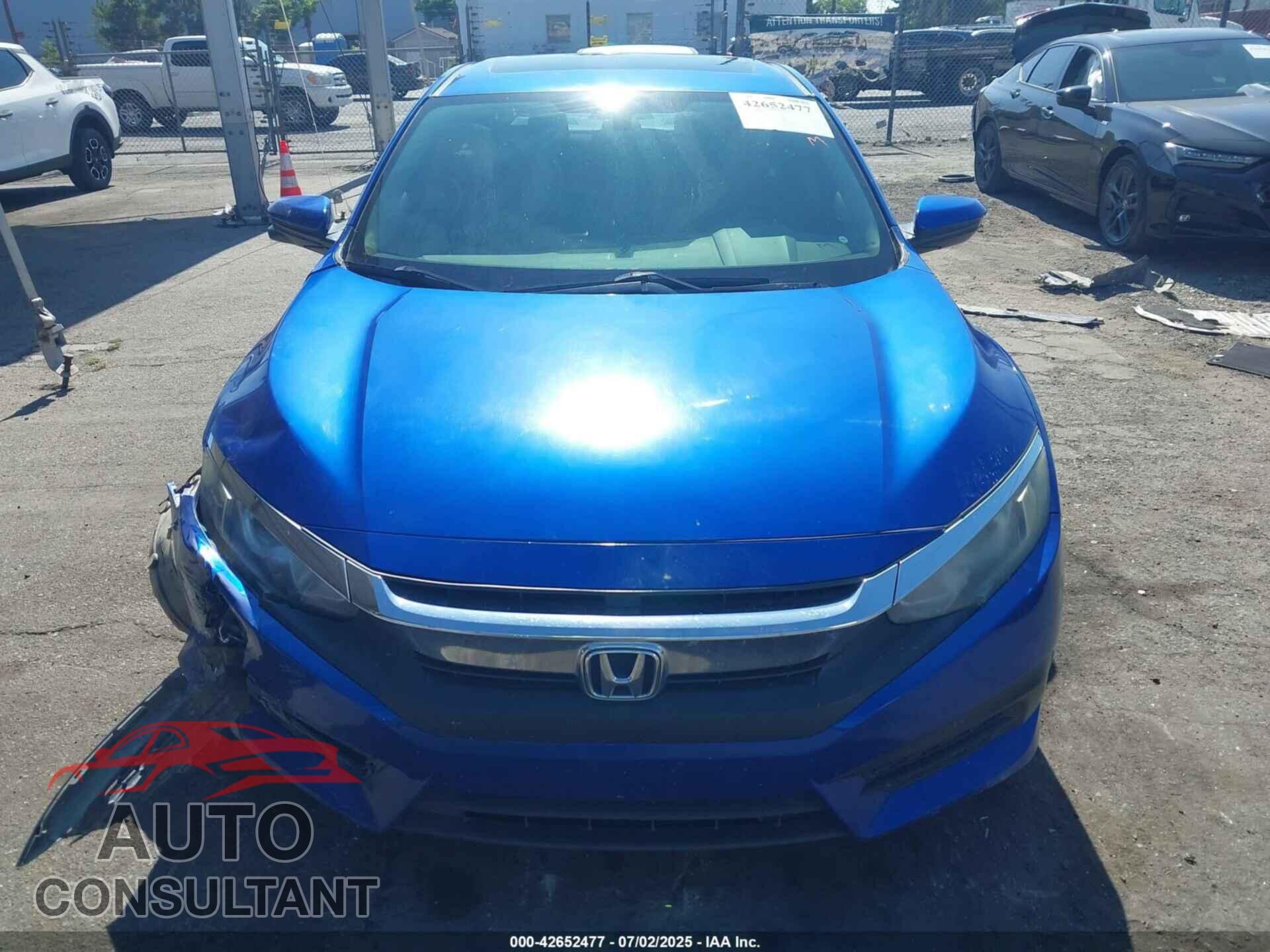 HONDA CIVIC 2018 - 2HGFC2F72JH577807