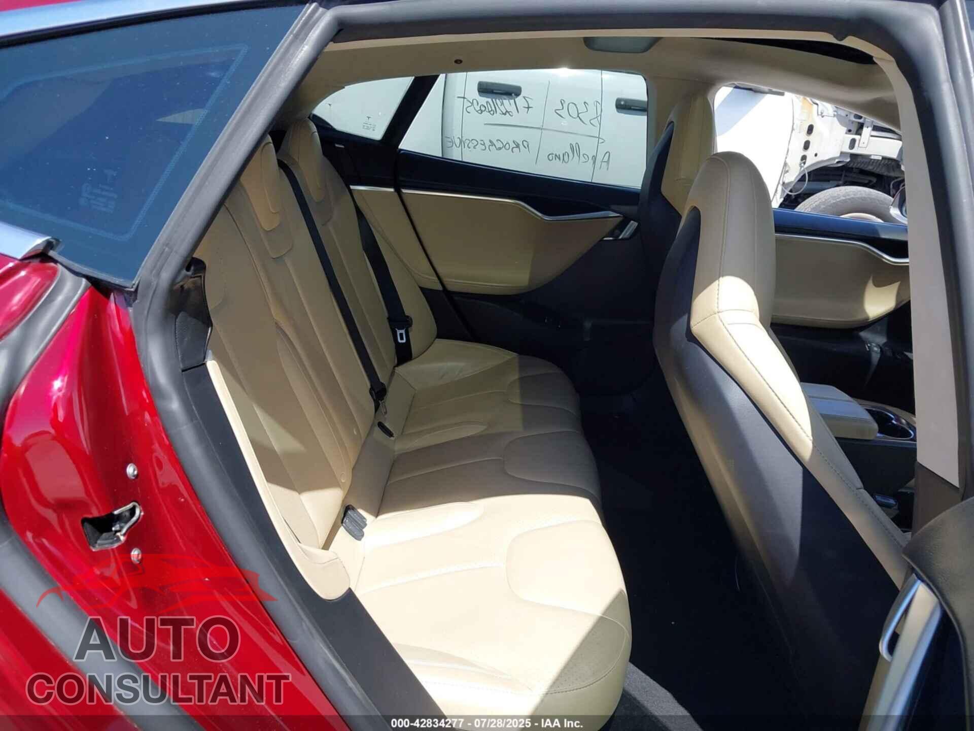 TESLA MODEL S 2012 - 5YJSA1DN8CFS00650