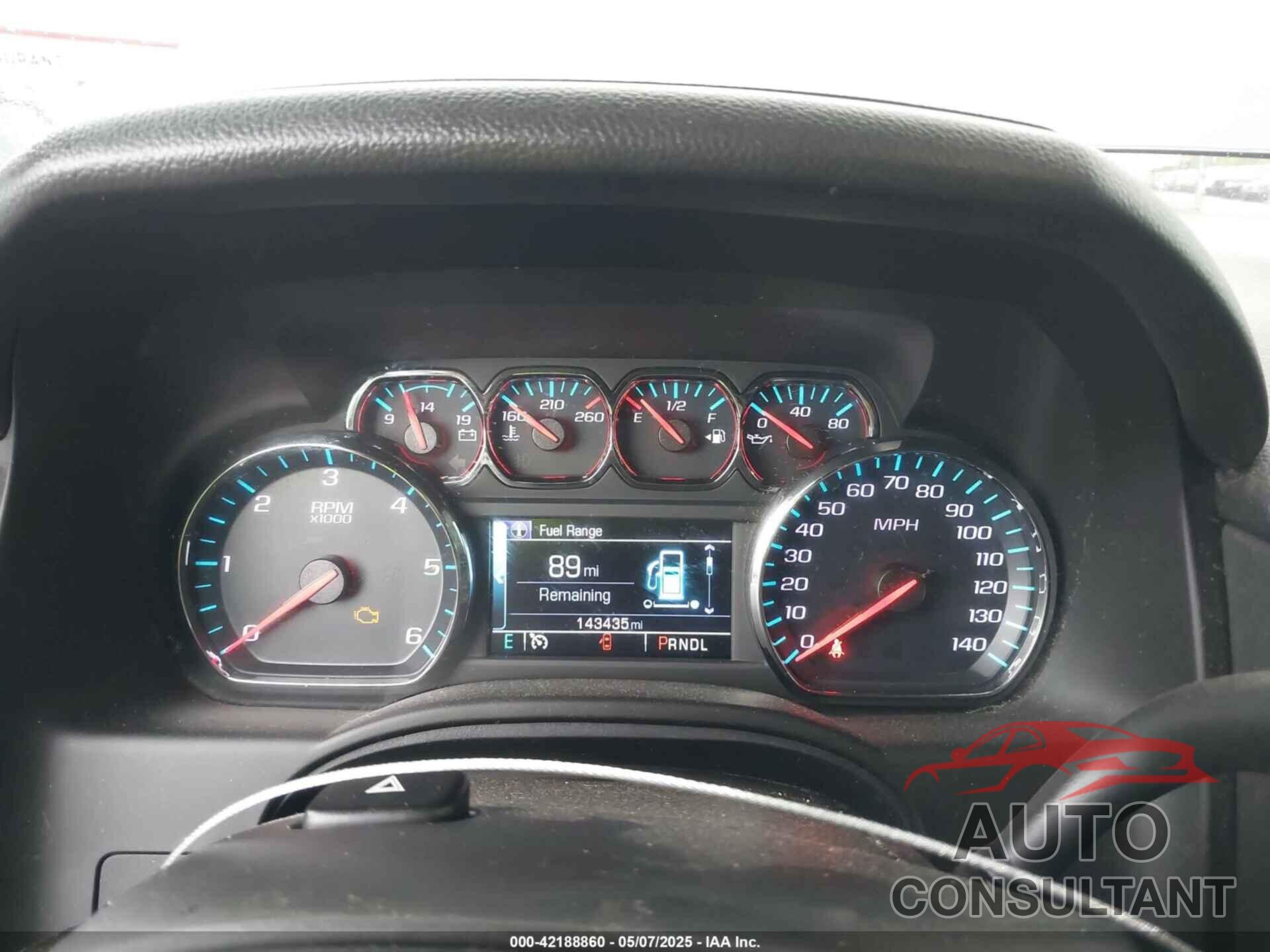 CHEVROLET SUBURBAN 2019 - 1GNSKHKCXKR405555