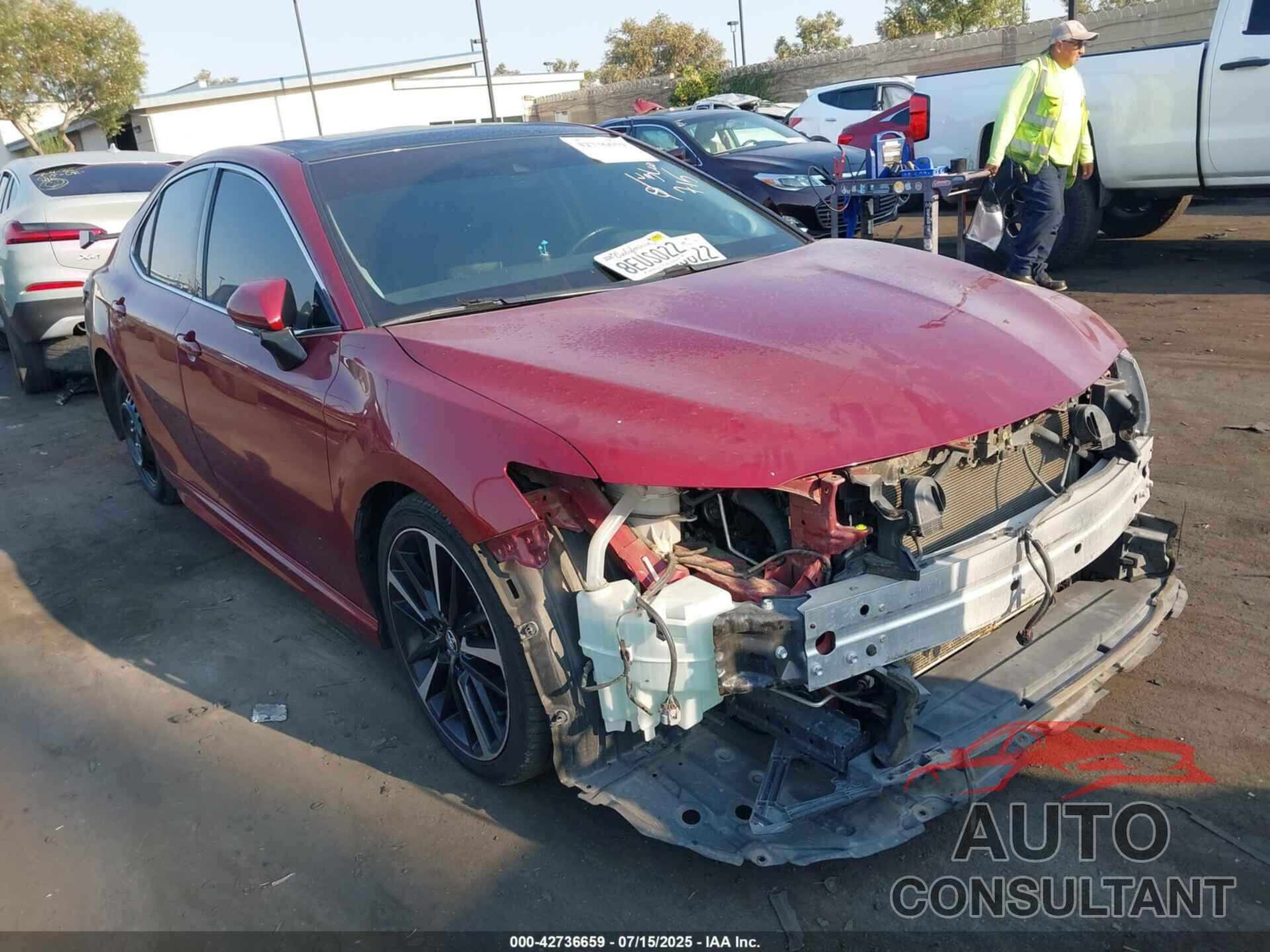 TOYOTA CAMRY 2018 - 4T1BZ1HK8JU506059