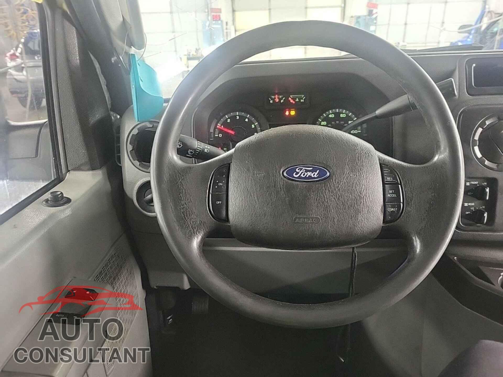 FORD ECONOLINE 2014 - 1FBSS3BL8EDB03764