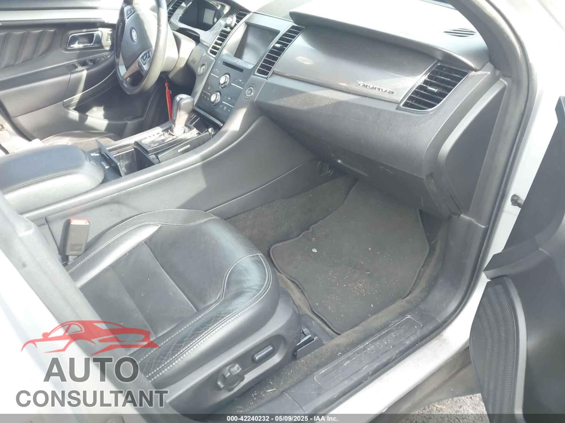 FORD TAURUS 2014 - 1FAHP2E82EG132710