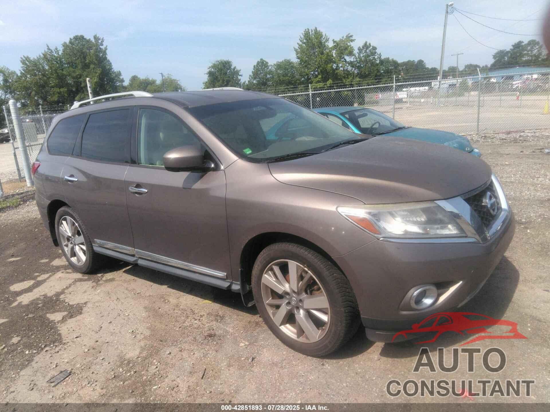NISSAN PATHFINDER 2013 - 5N1AR2MM8DC669135