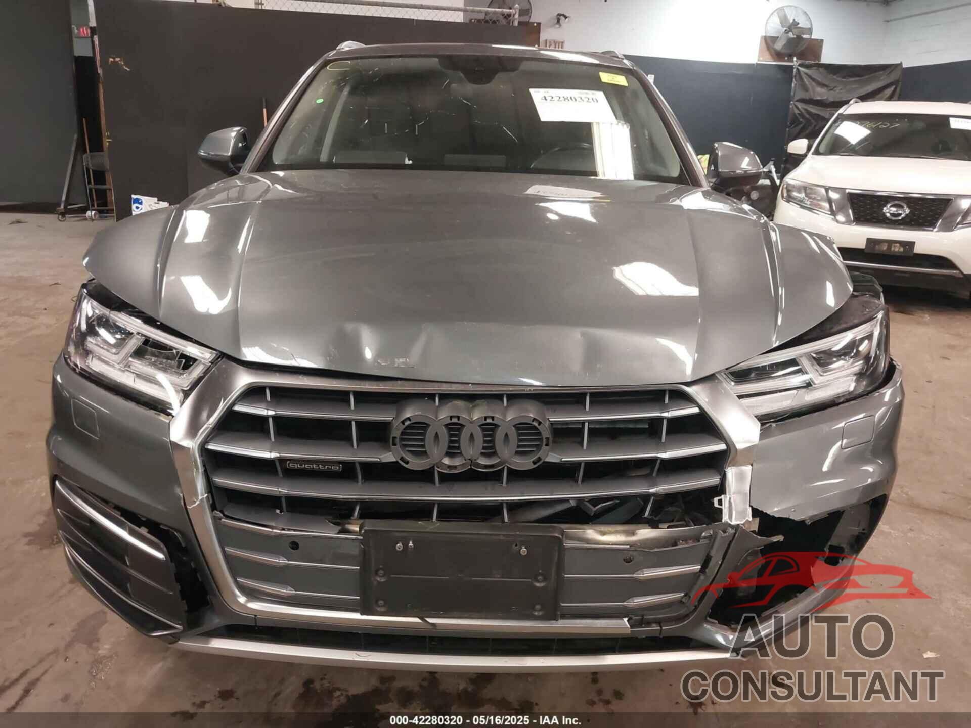 AUDI Q5 2018 - WA1BNAFY3J2238745