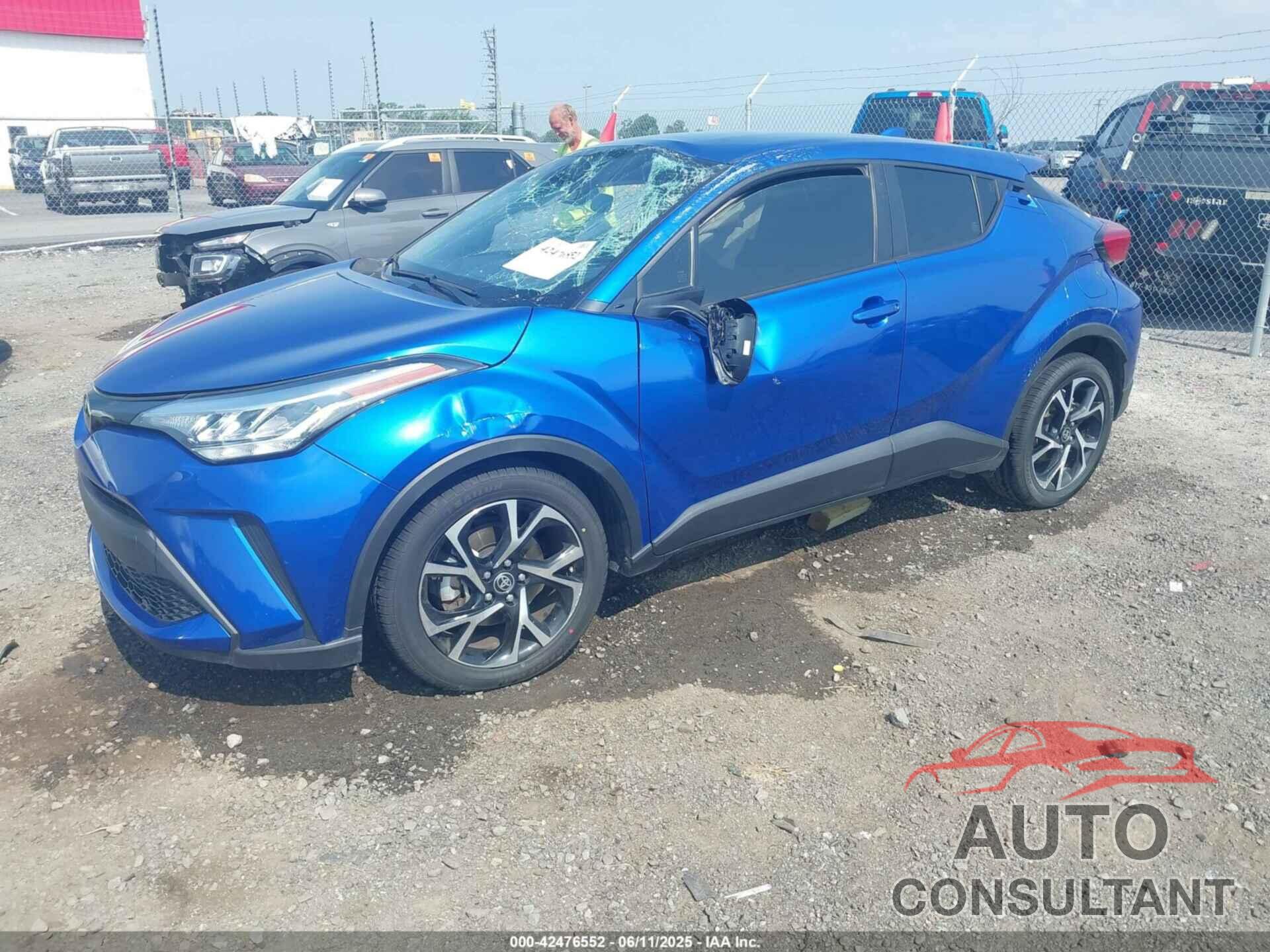 TOYOTA C-HR 2021 - JTNKHMBX9M1115355