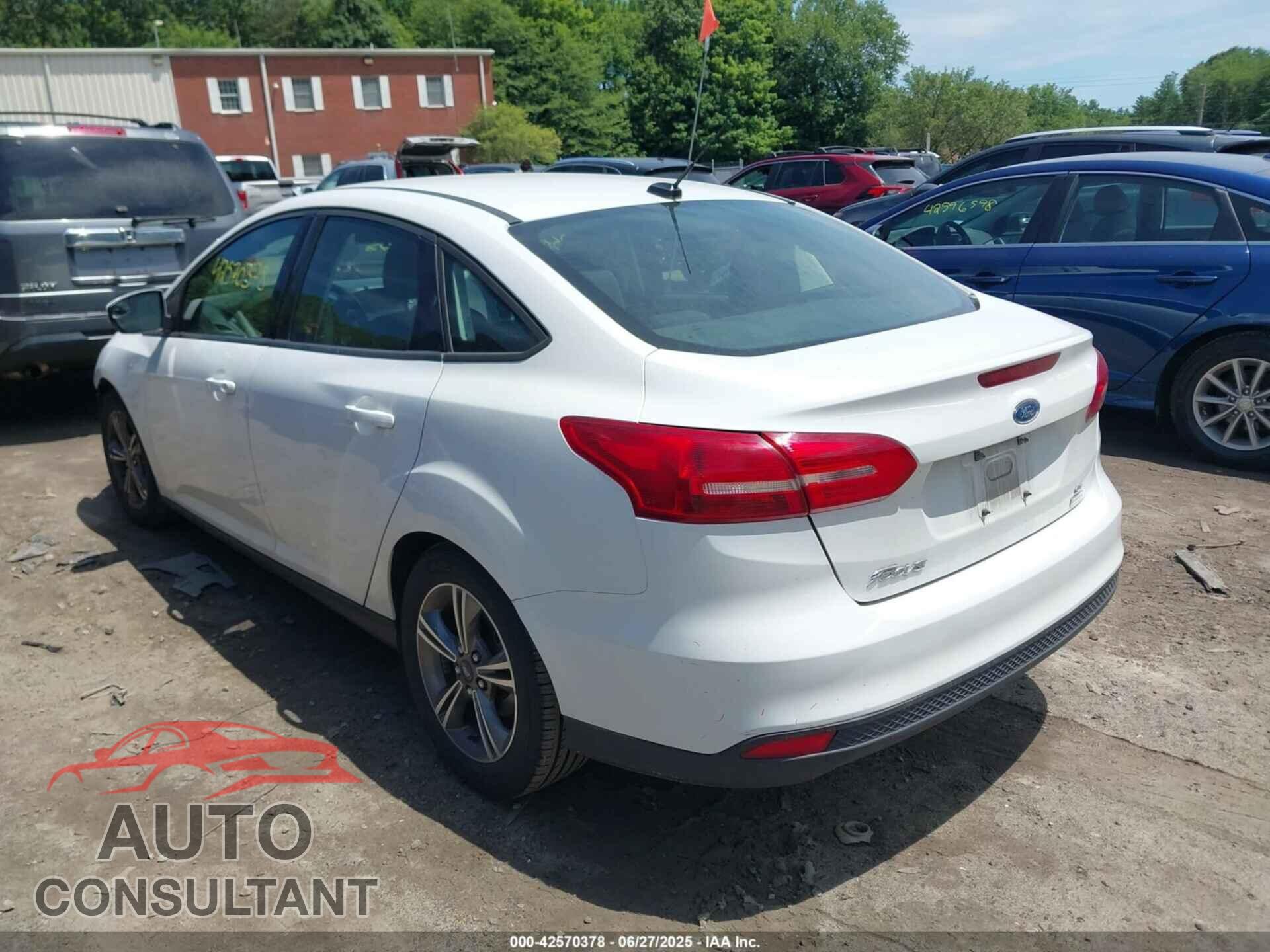 FORD FOCUS 2018 - 1FADP3FE4JL214173
