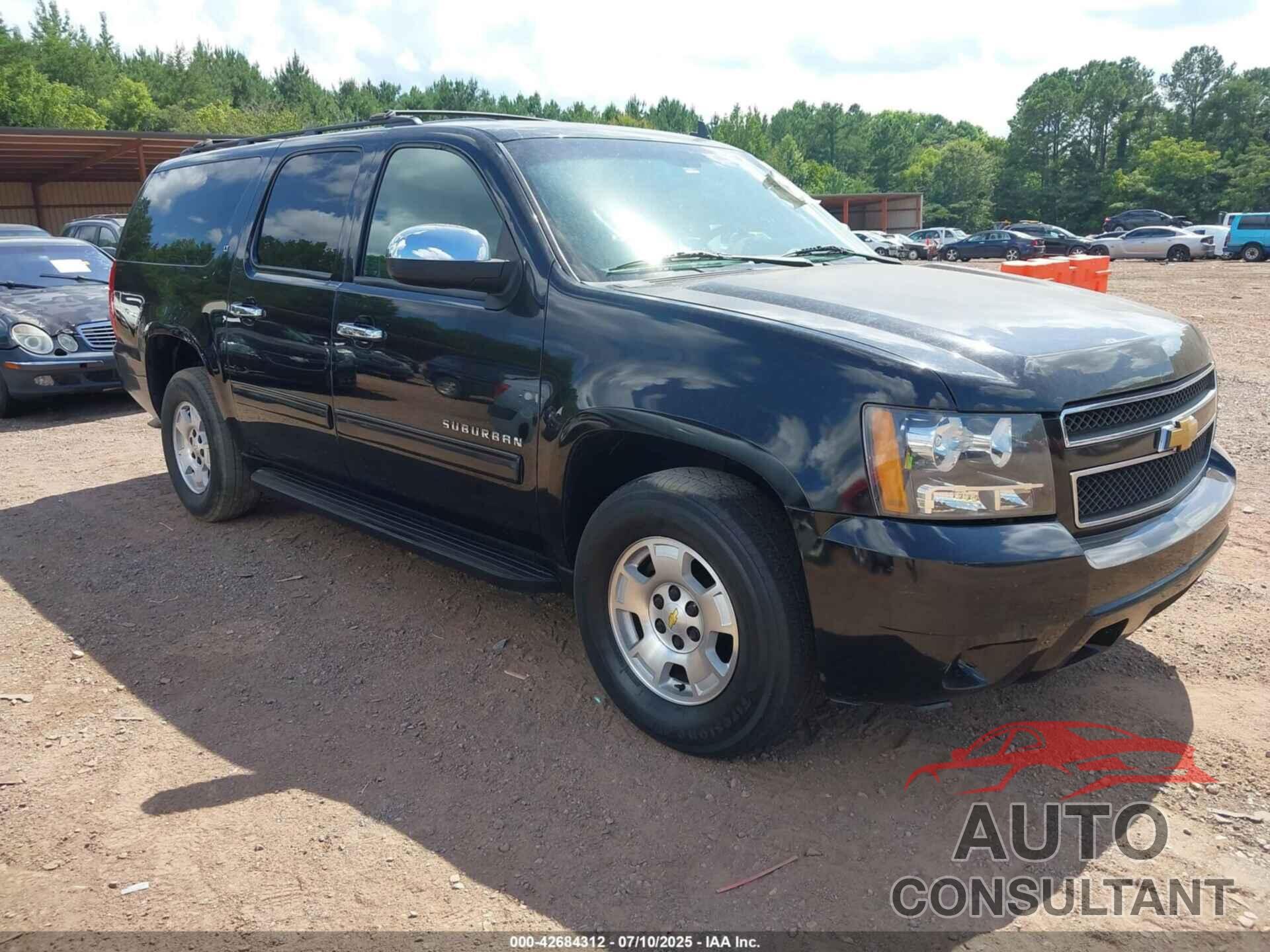 CHEVROLET SUBURBAN 1500 2014 - 1GNSCJE05ER121390
